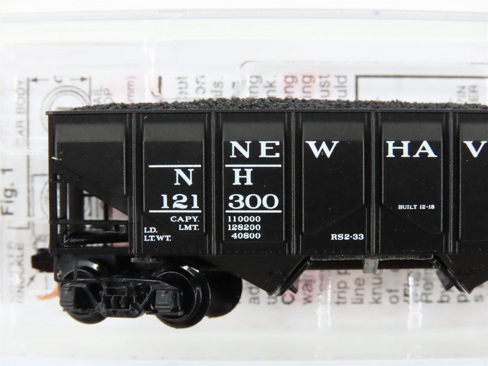 N Scale Micro-Trains MTL 08500030 NH New Haven 33' 2-Bay Open Hopper #121300