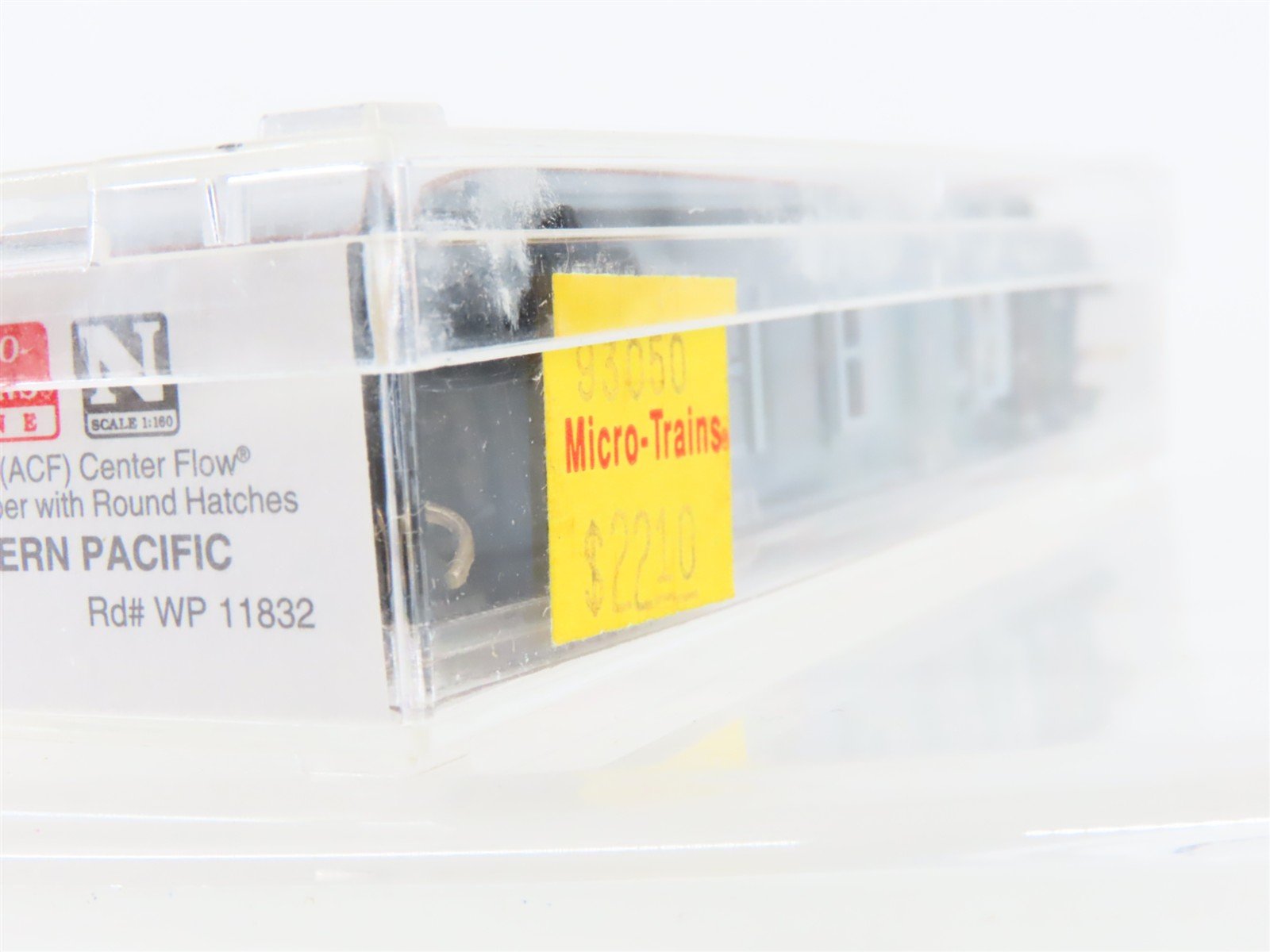 N Scale Micro-Trains MTL 93050 WP Western Pacific Feather 3-Bay Hopper #11832