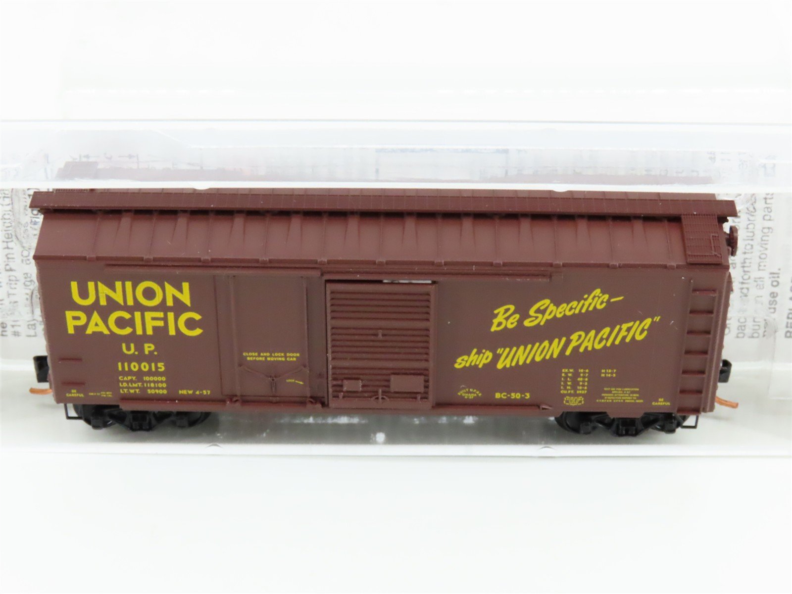 N Scale Micro-Trains MTL 22030 UP Union Pacific Railroad 40' Box Car #110015