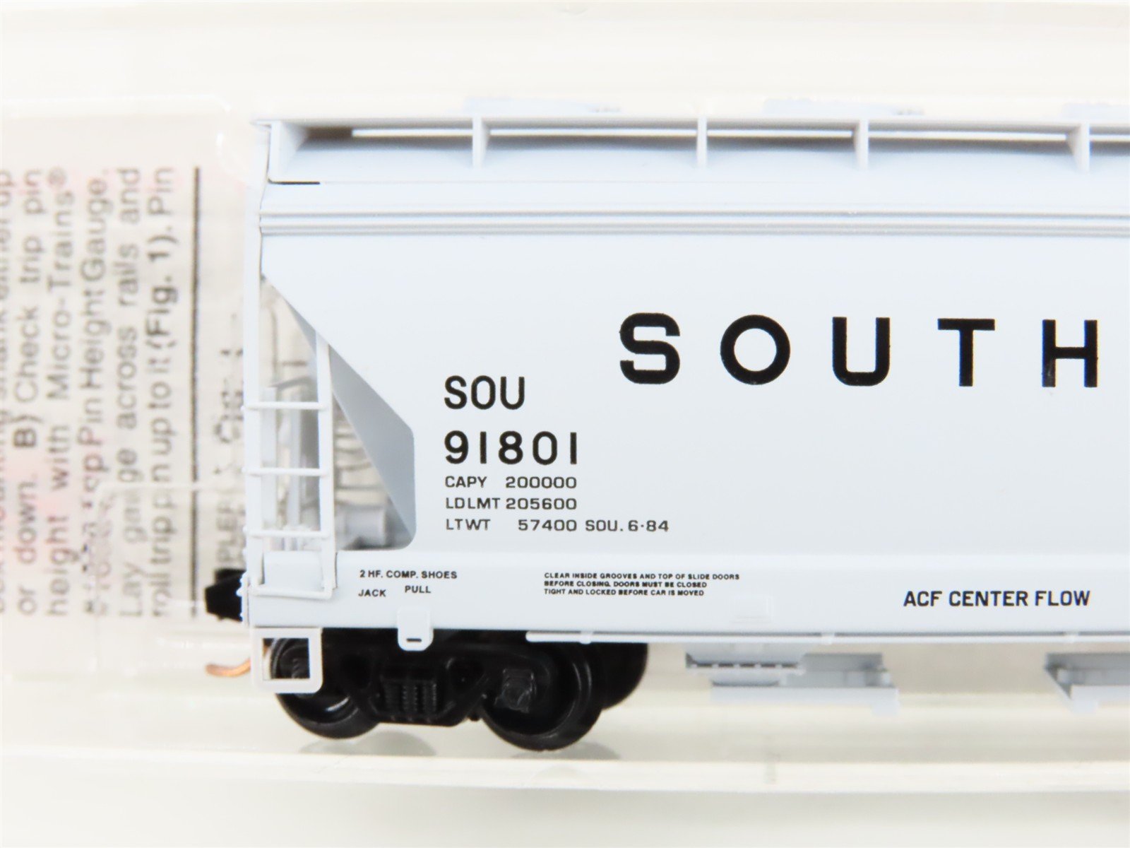 N Scale Micro-Trains MTL 92120 SOU Southern Railway 2-Bay Covered Hopper #91801