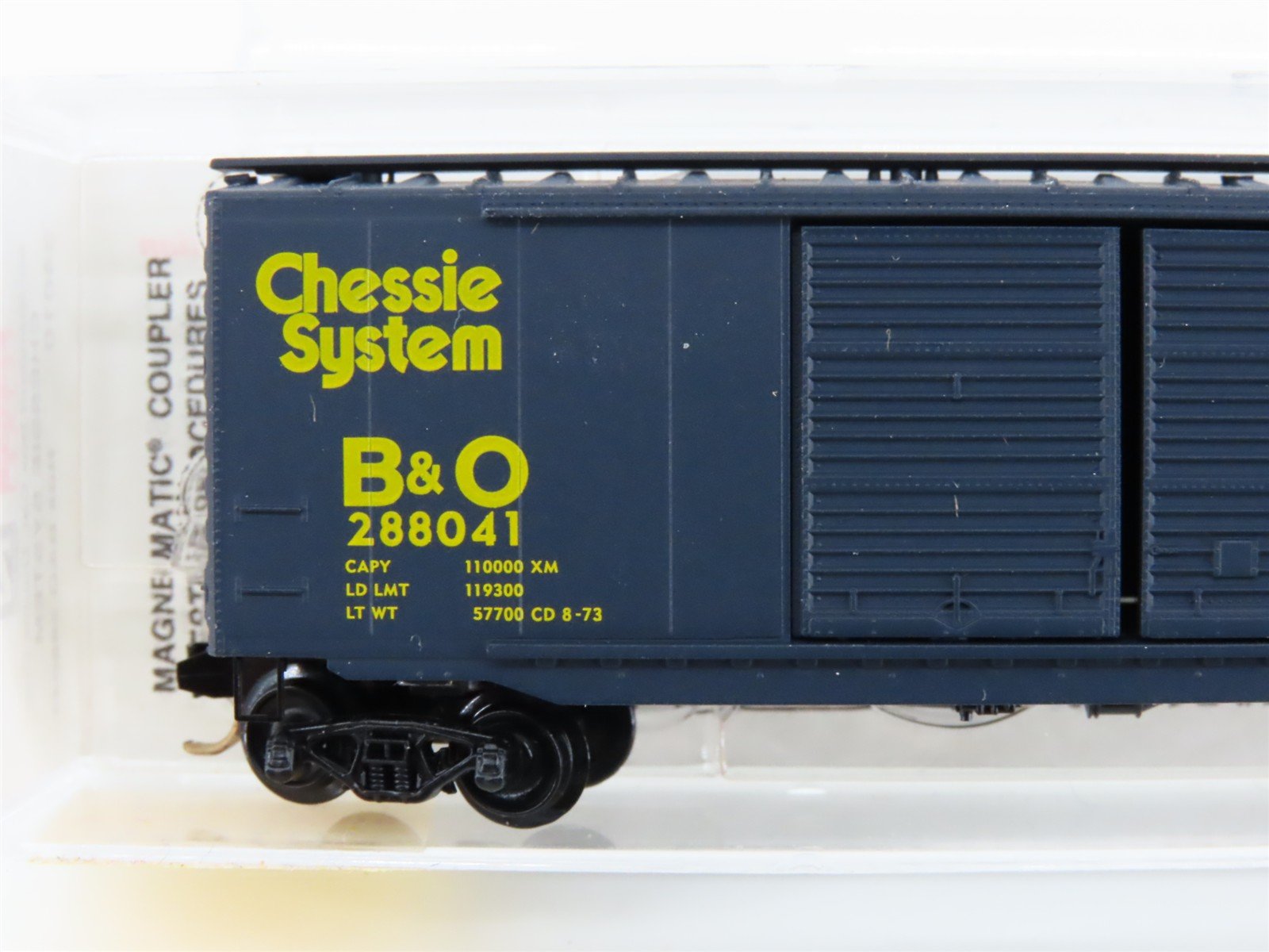 N Micro-Trains MTL 34010 B&O Chessie System 50' Double Door Box Car #288041