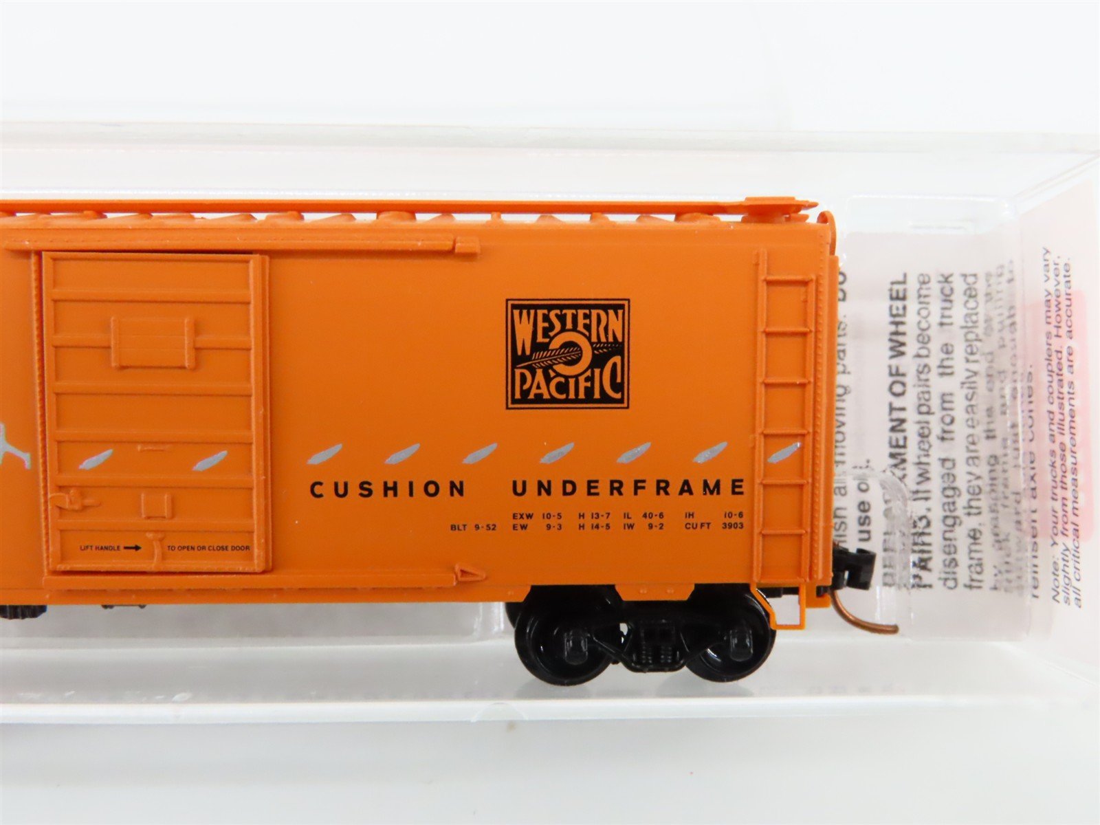N Scale Micro-Trains MTL 20506 WP Western Pacific Feather 40' Box Car #1953