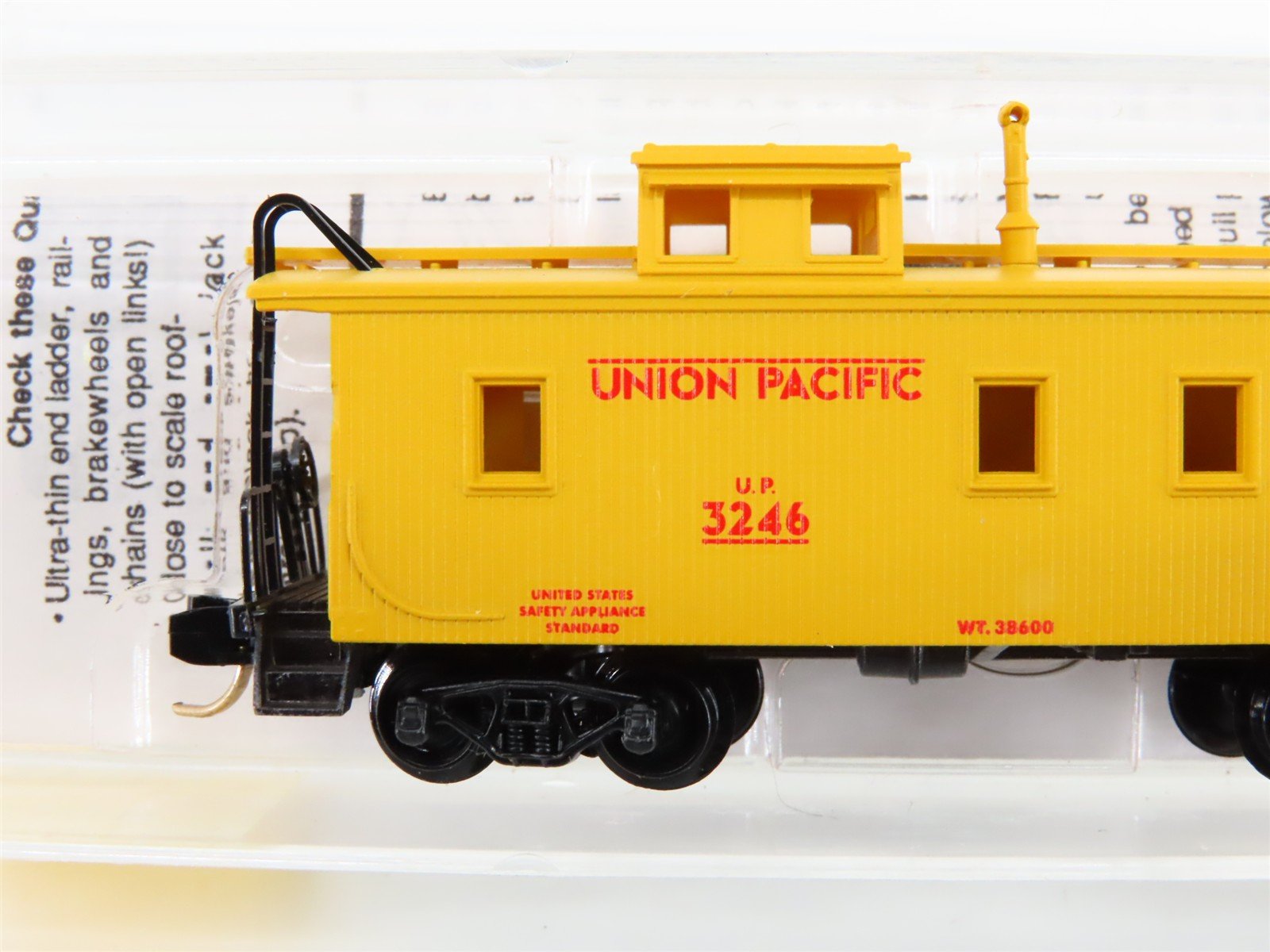 N Scale Micro-Trains MTL 50100 UP Union Pacific Railroad 34' Wood Caboose #3246