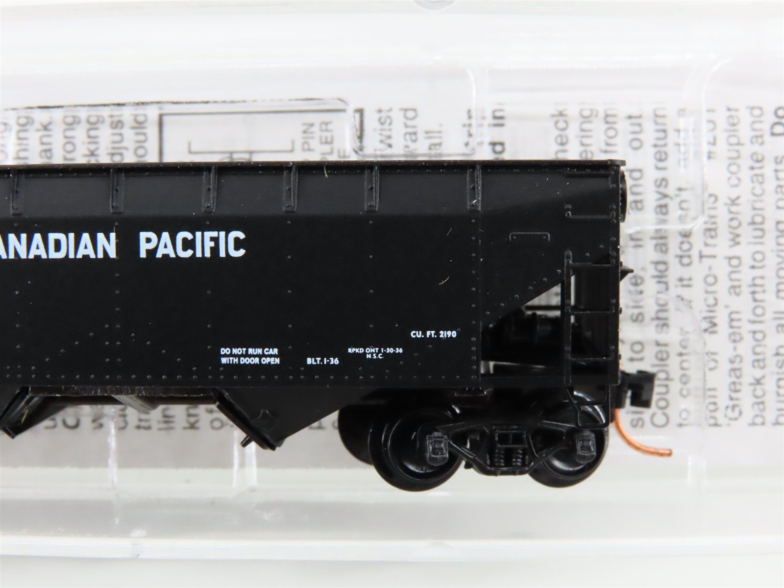 N Scale Micro-Trains MTL 55150 CP Canadian Pacific 33' 2-Bay Hopper #354025