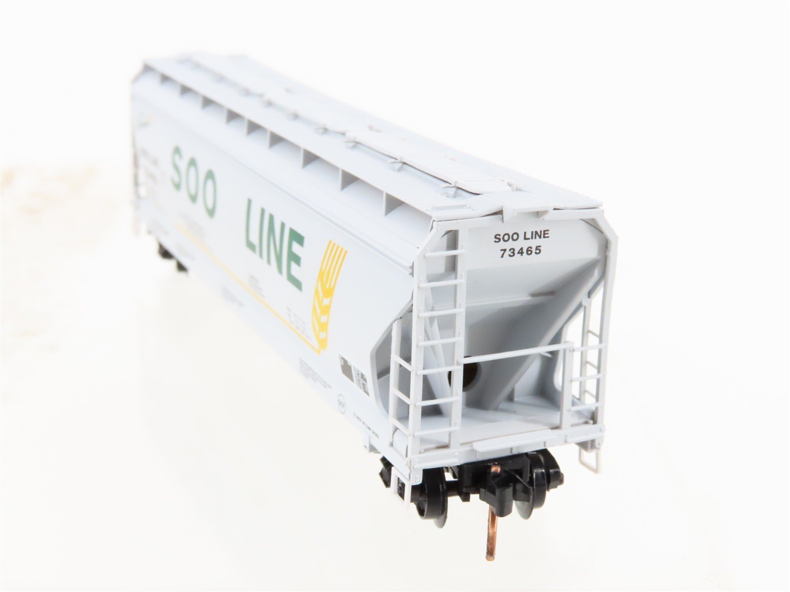N Scale Micro-Trains MTL 94150 SOO Line 3-Bay Center Flow Covered Hopper #73465