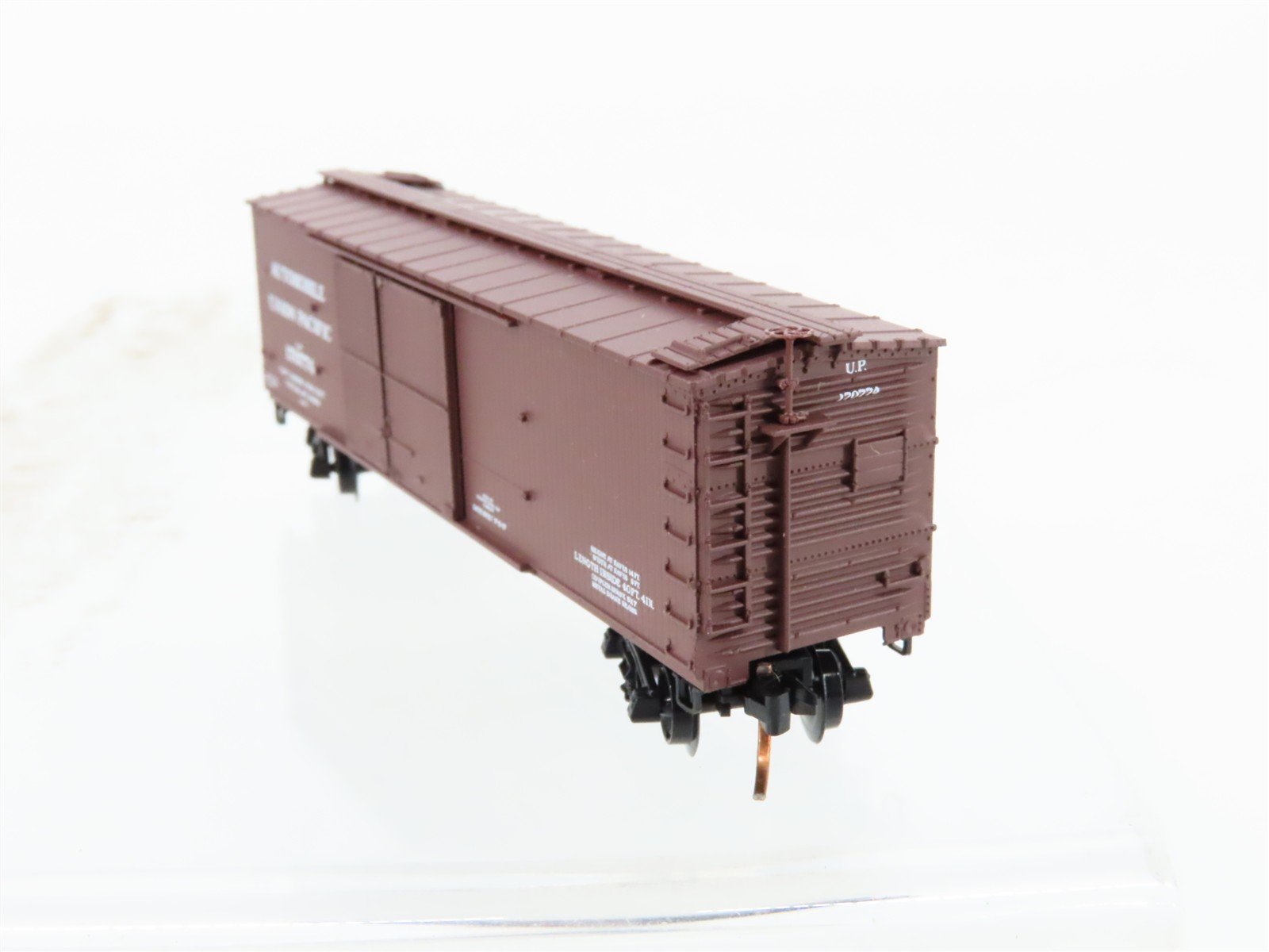 N Scale Micro-Trains MTL 41010 UP Union Pacific 40' Automobile Box Car #170774