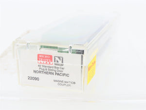 N Scale Micro-Trains MTL 22090 NP Northern Pacific Railway 40' Box Car #8130