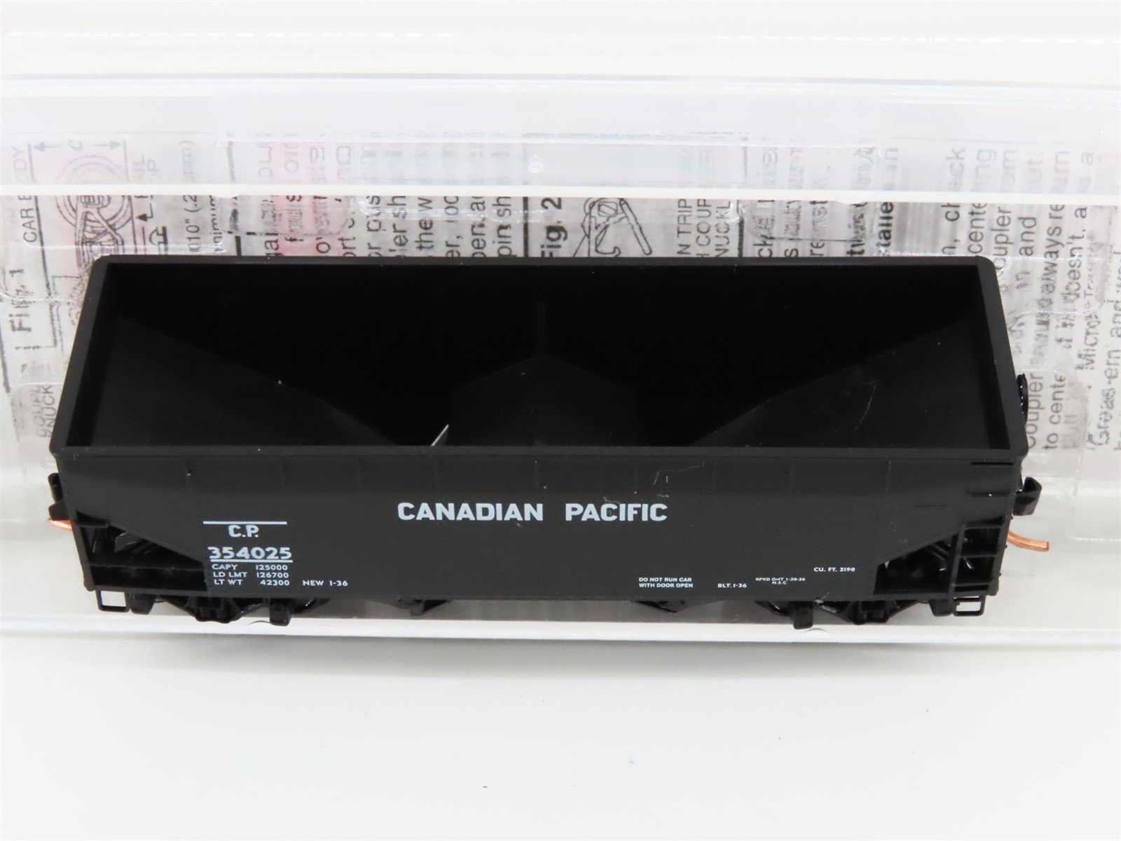 N Scale Micro-Trains MTL 55150 CP Canadian Pacific 33' 2-Bay Open Hopper #354025