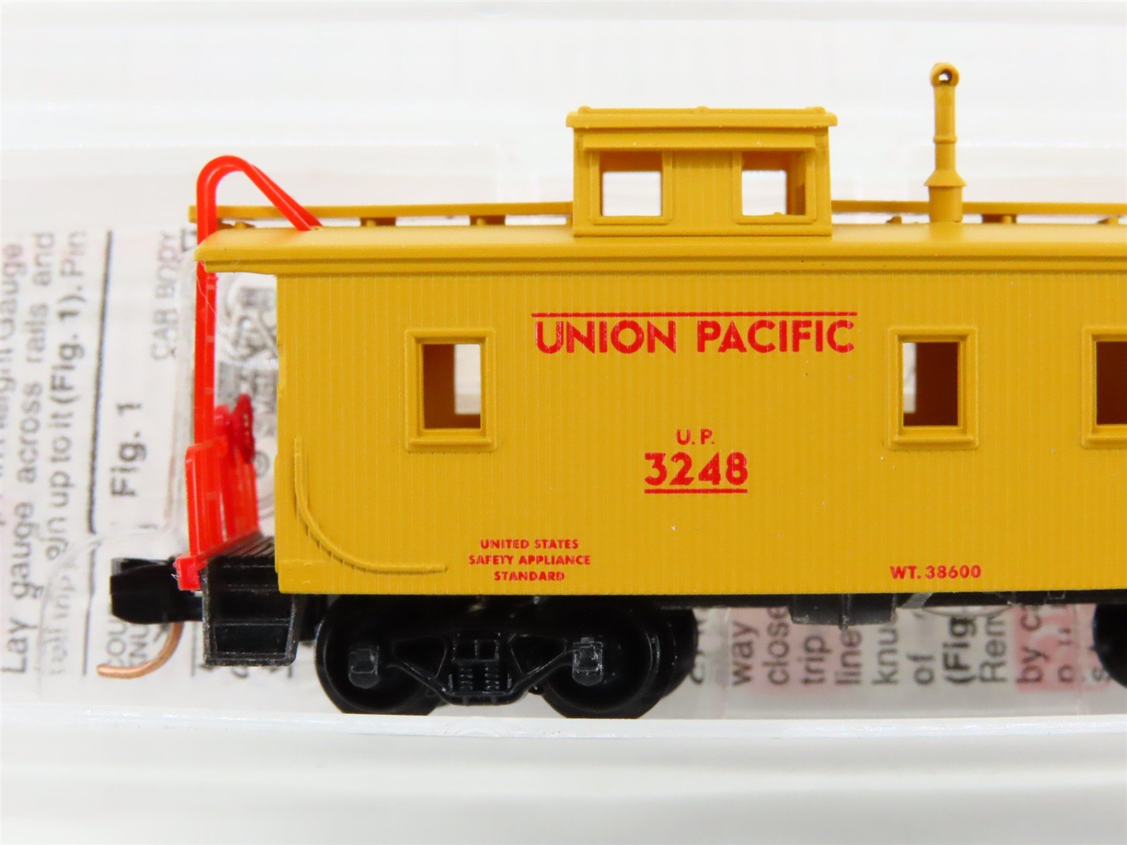 N Scale Micro-Trains MTL 50100 UP Union Pacific Railroad 34' Wood Caboose #3248
