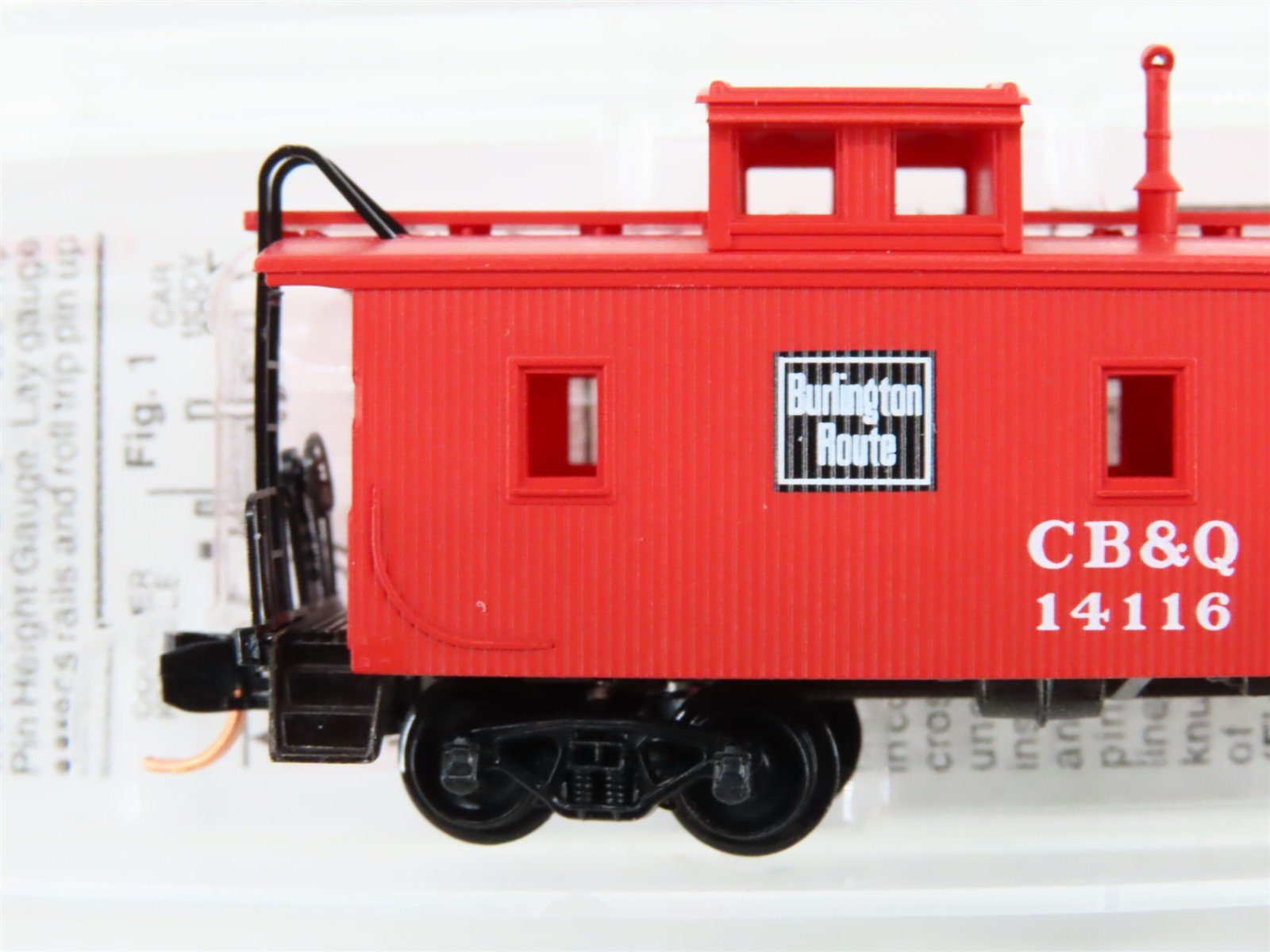 N Scale Micro-Trains MTL 51120 CB&W Burlington Route 34' Wood Caboose #14116