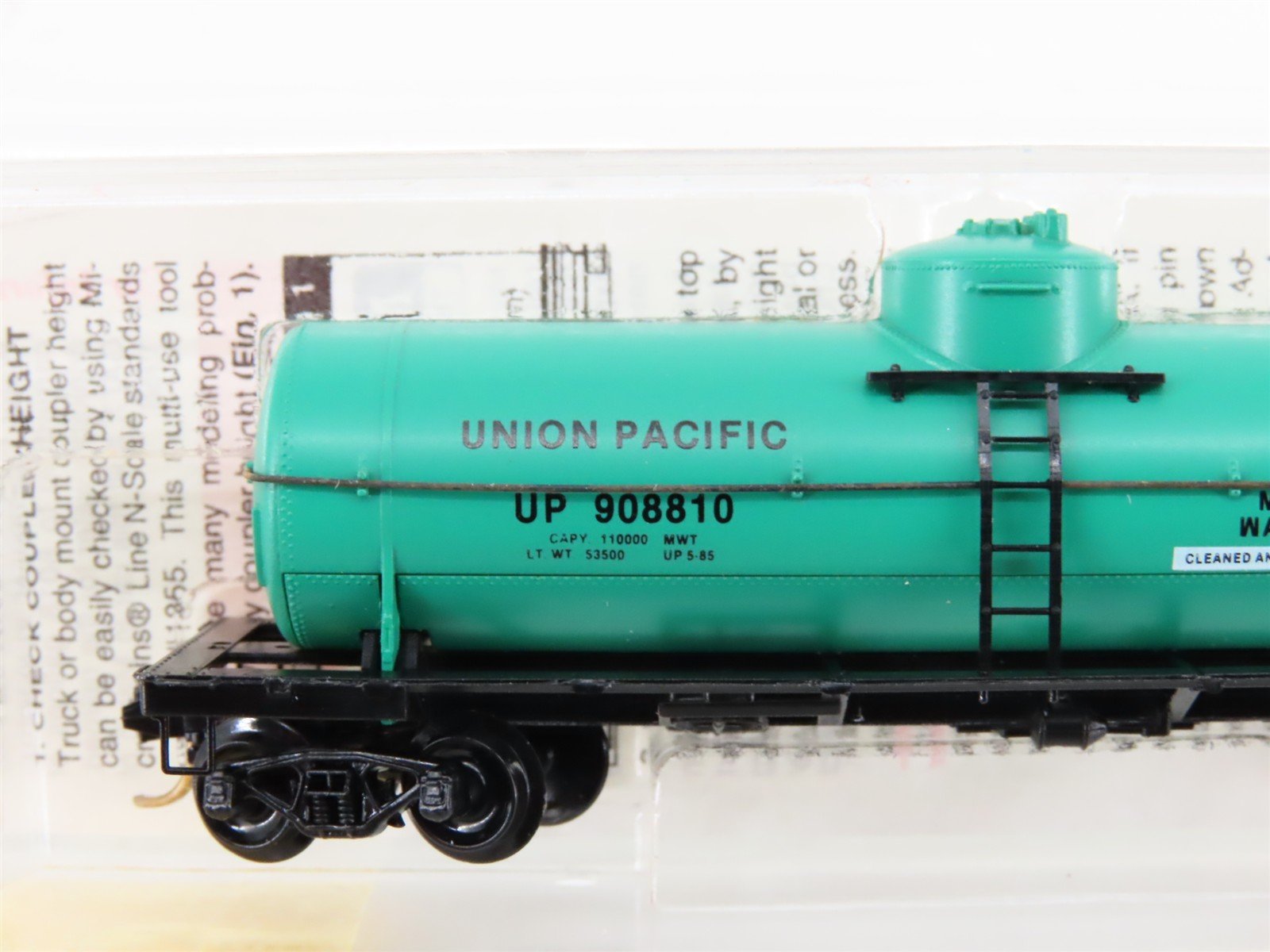 N Scale Micro-Trains MTL 65340 UP Union Pacific 39' Single Dome Tank Car #908810