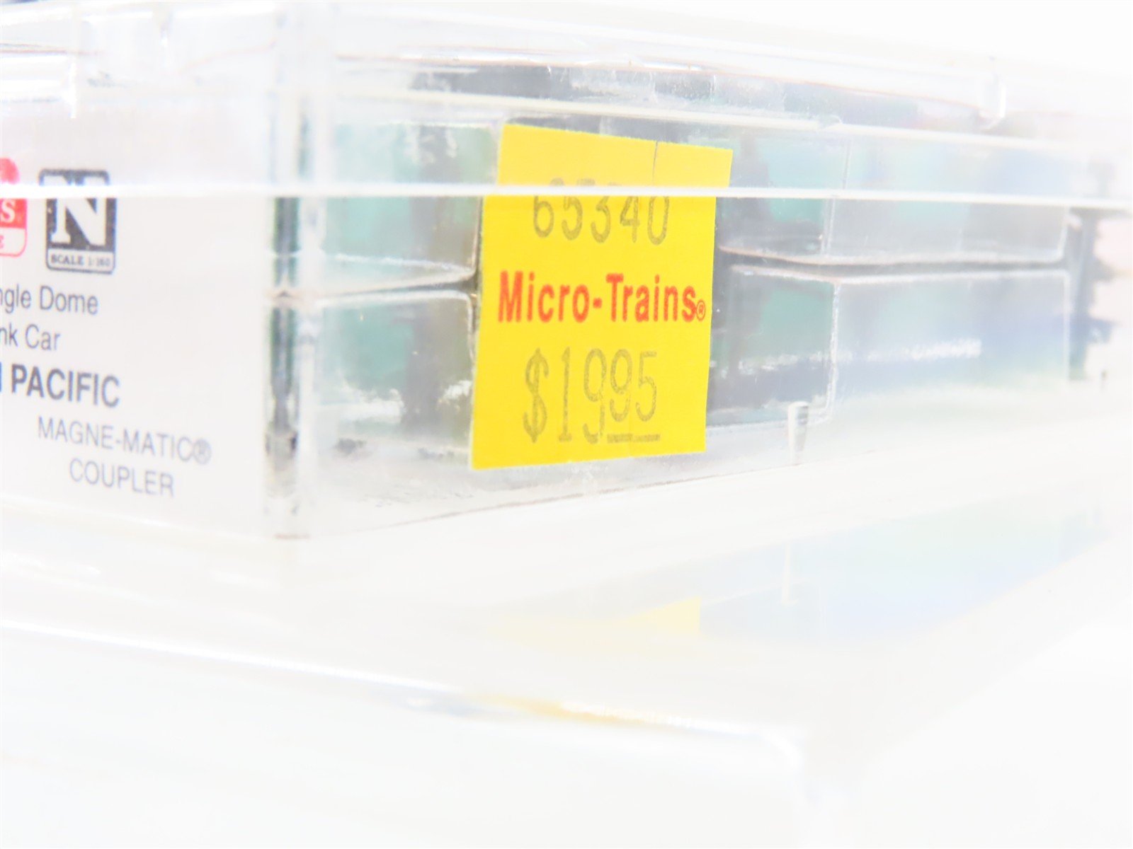 N Scale Micro-Trains MTL 65340 UP Union Pacific 39' Single Dome Tank Car #908810