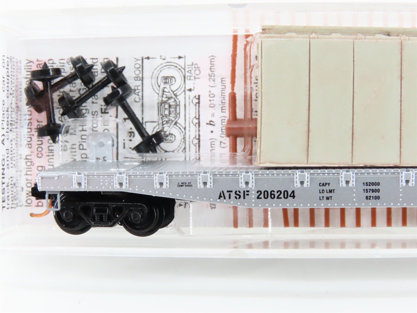N Scale Micro-Trains MTL 04500300 ATSF Santa Fe 50' Flat Car #206204 w/ Load