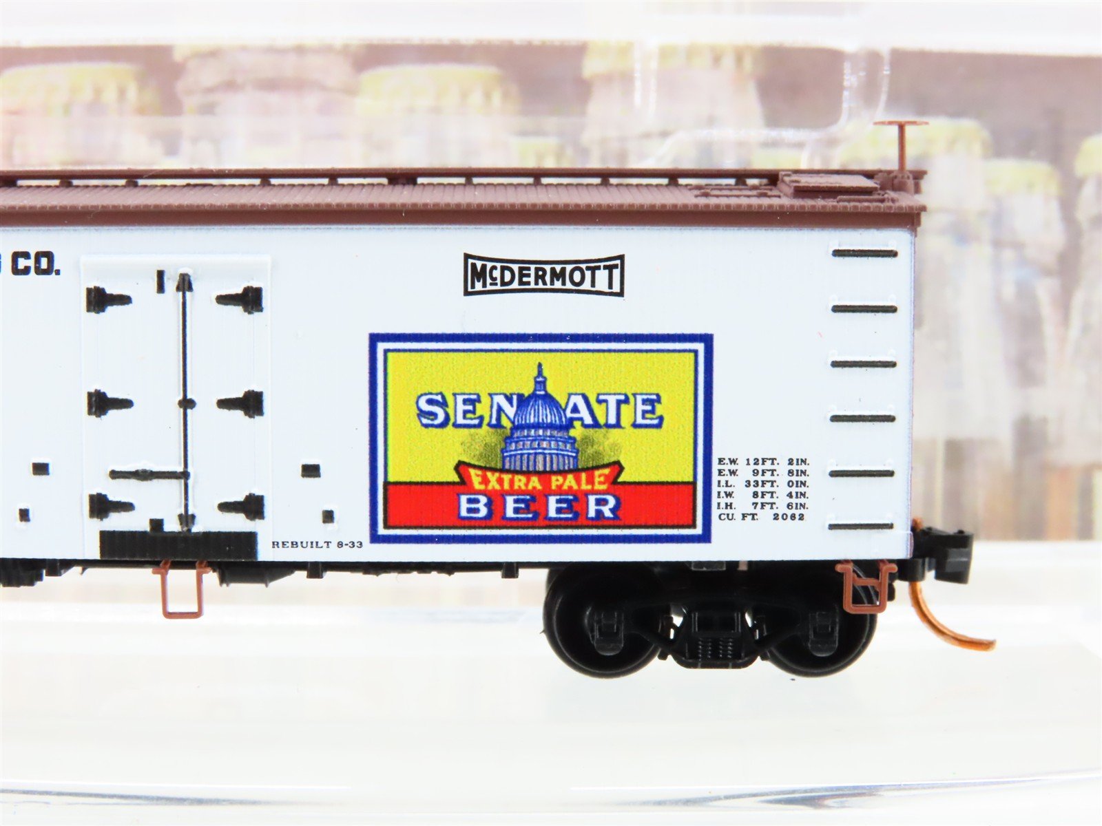 N Scale Micro-Trains MTL 05800546 MDBX Senate Brewing Co. 36' Wood Reefer #100