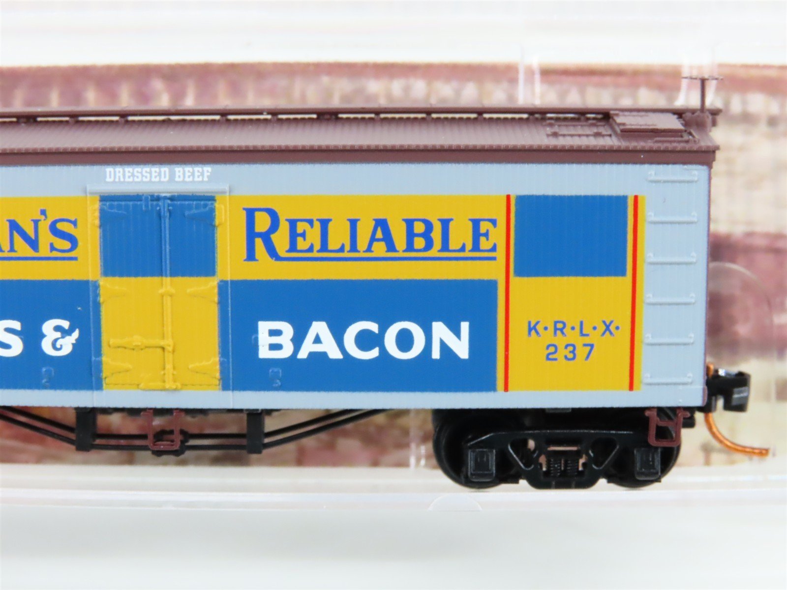N Scale Micro-Trains MTL 05800130 KRLX Kingan's Reliable Ham & Bacon Reefer #237