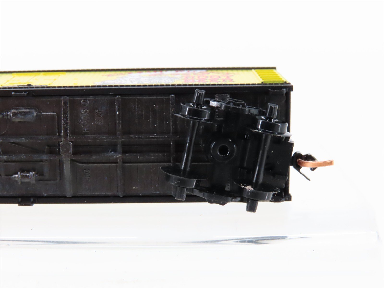 N Scale Micro-Trains MTL NSC 04-81 NEX Northeast Beverage Express Reefer #80404