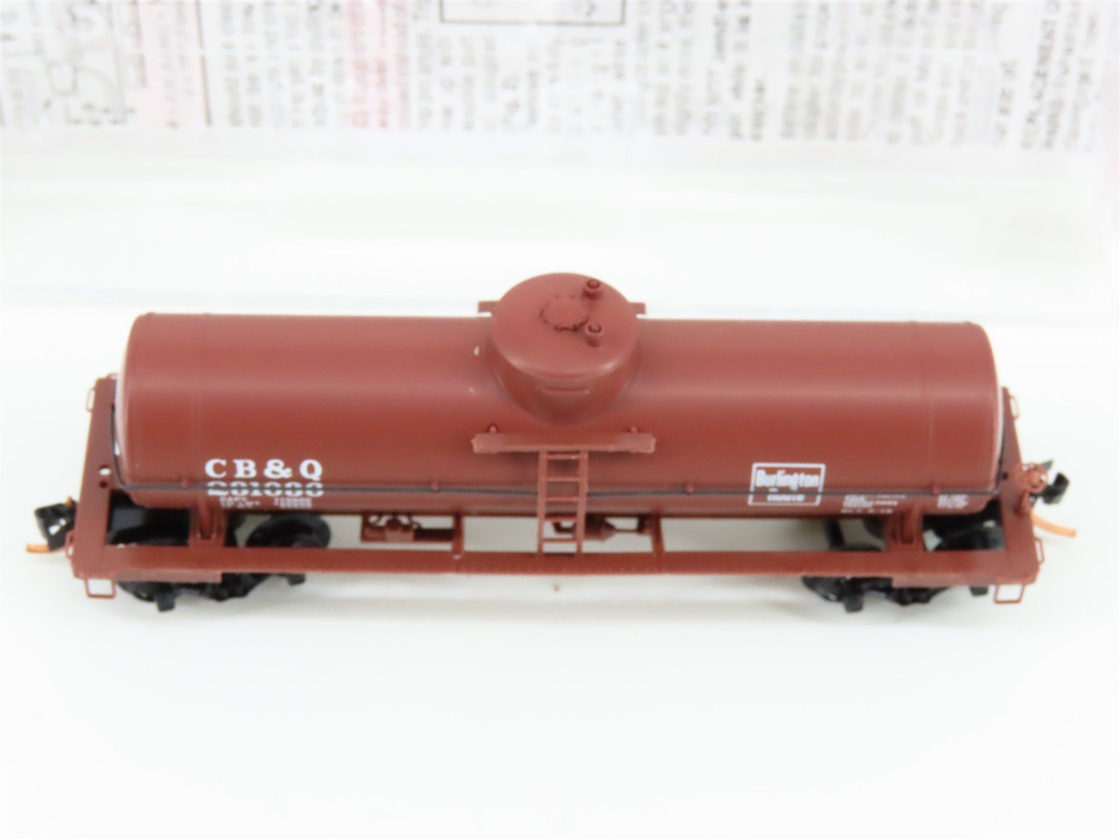 N Scale Micro-Trains MTL 06500610 CB&Q Burlington Route 39' Tank Car #231036