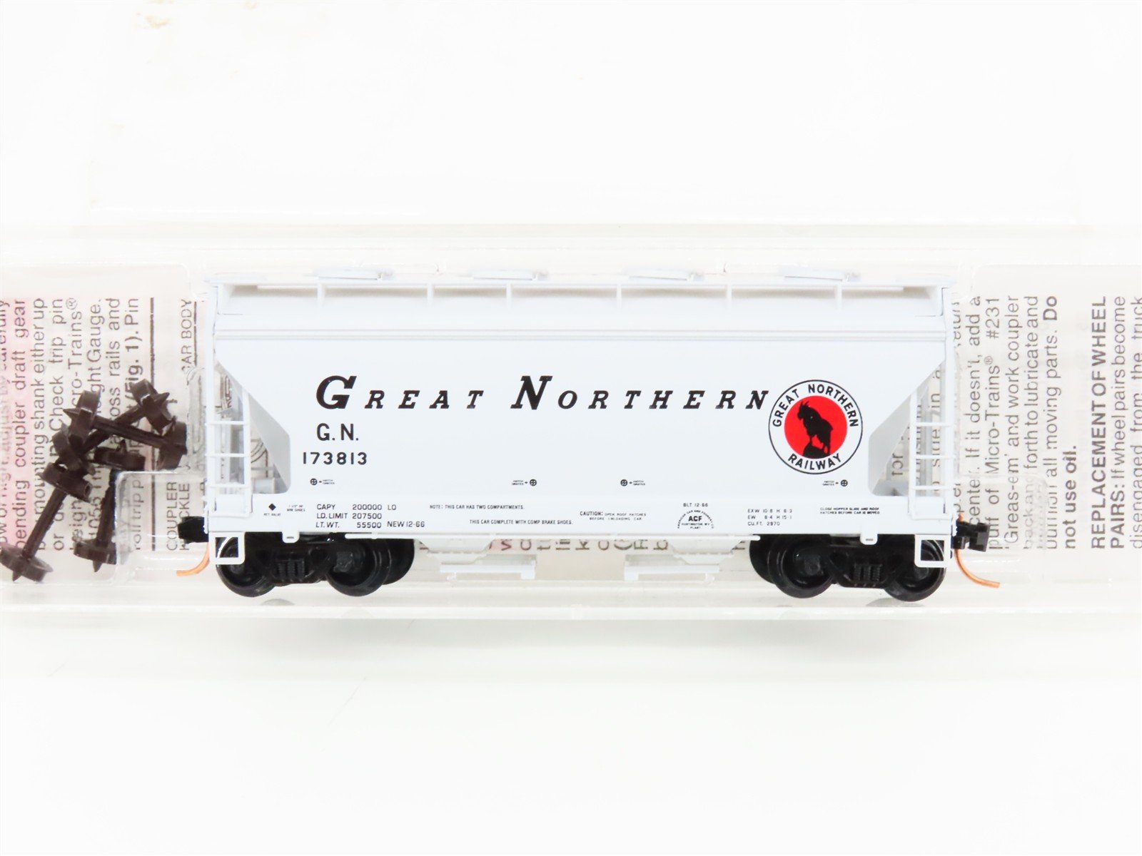 N Scale Micro-Trains MTL 92170 GN Great Northern 2-Bay Covered Hopper #173813