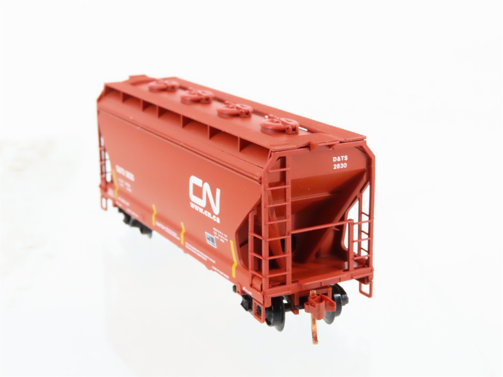 N Scale Micro-Trains MTL 09200220 D&TS CN Canadian National 2-Bay Hopper #2630