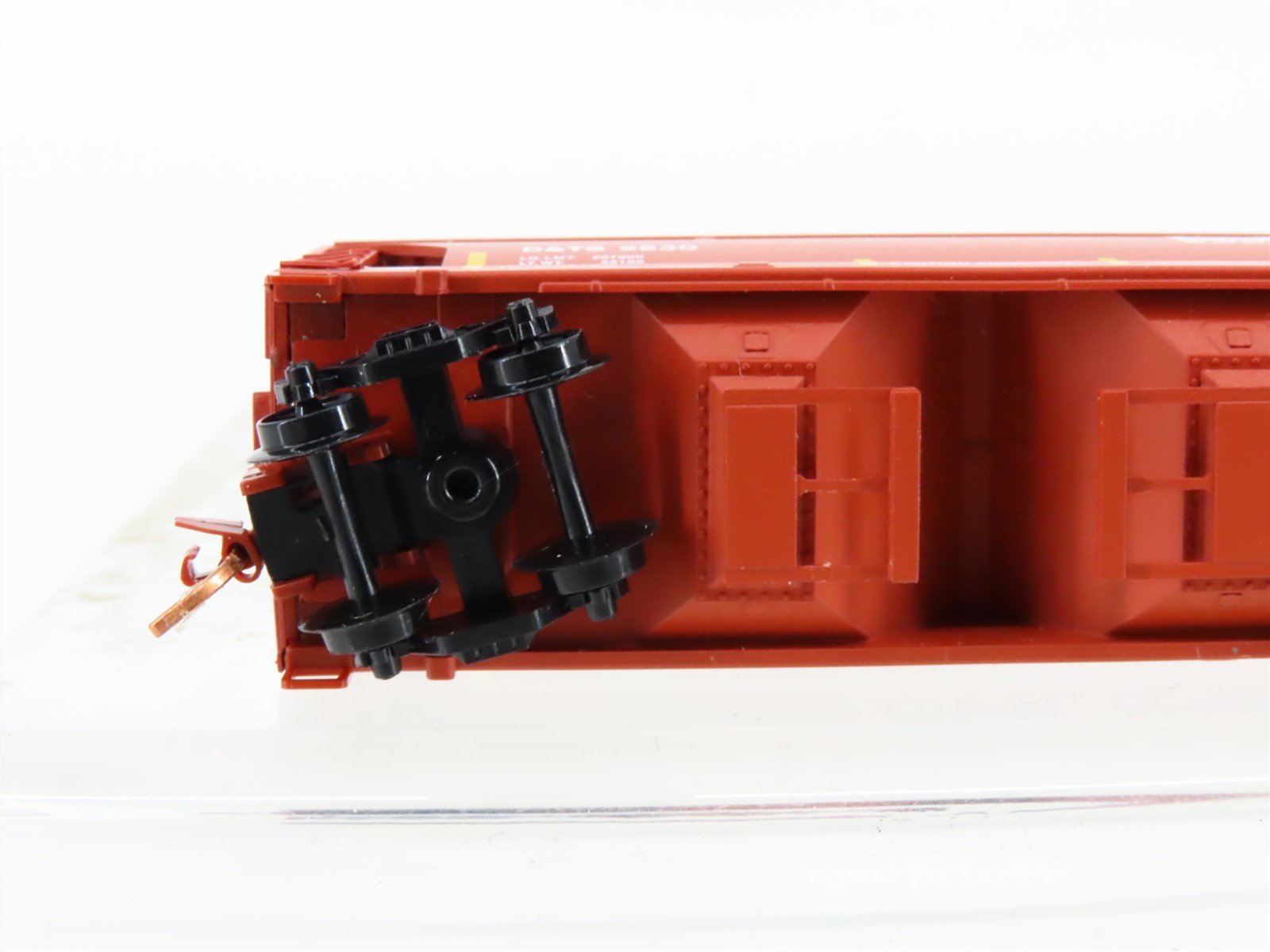 N Scale Micro-Trains MTL 09200220 D&TS CN Canadian National 2-Bay Hopper #2630