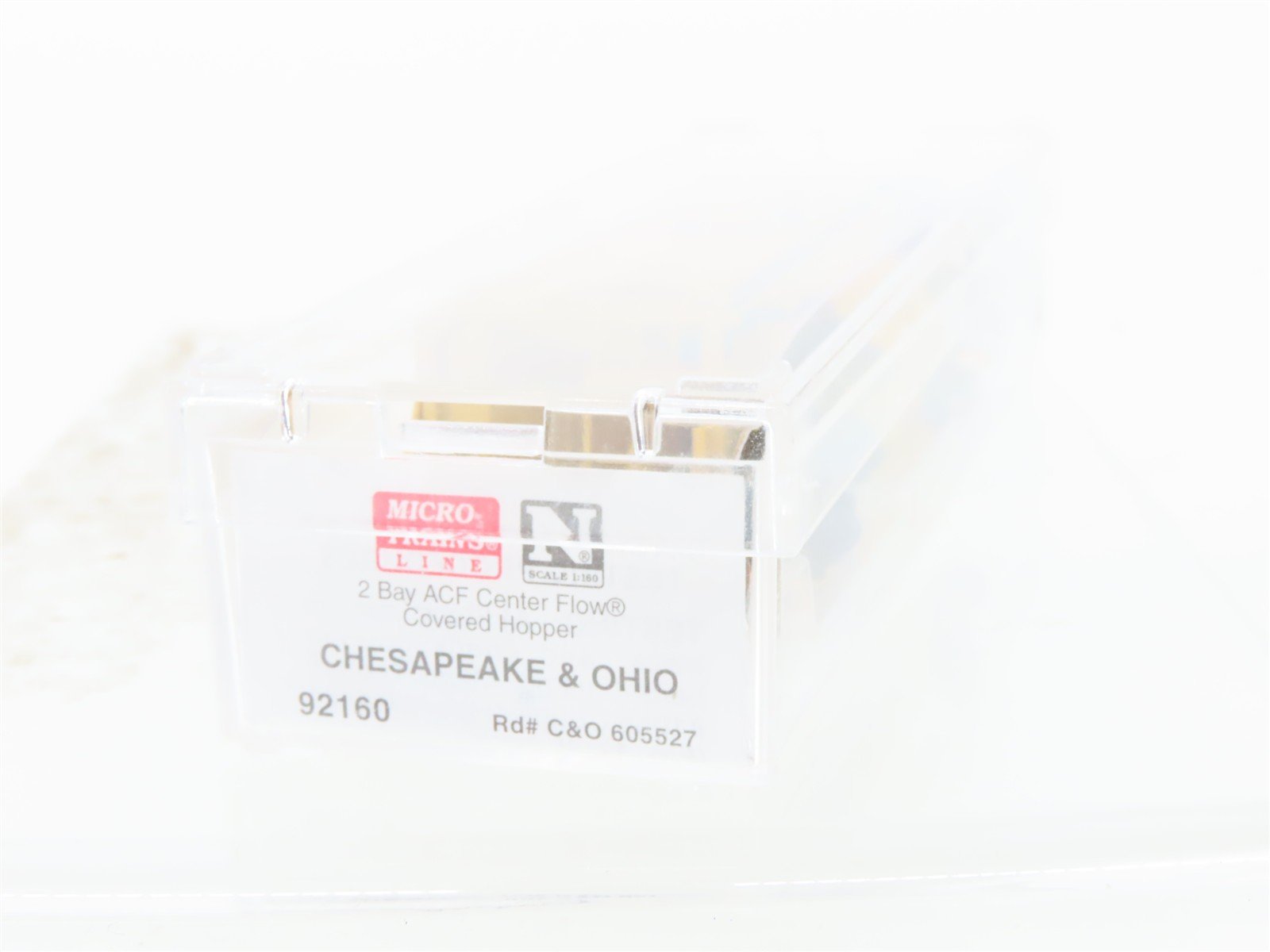 N Scale Micro-Trains MTL 92160 C&O Chessie System 2-Bay Covered Hopper #605527