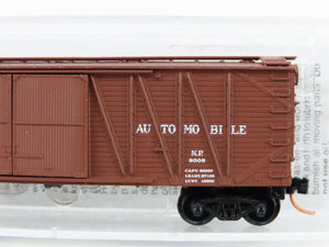 N Scale Micro-Trains MTL 29030 NP Northern Pacific Automobile 40' Box Car #8008