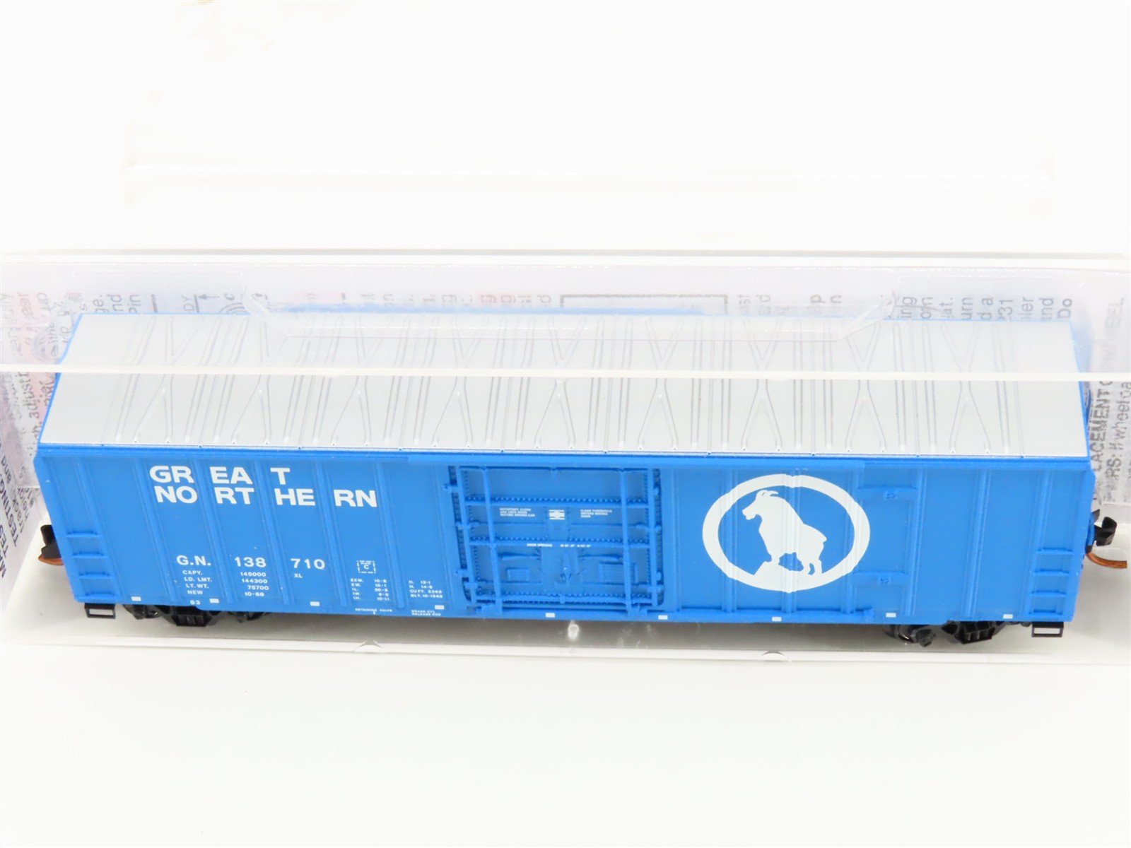 N Scale Micro-Trains MTL 02700070 GN Great Northern 50' Box Car #138710