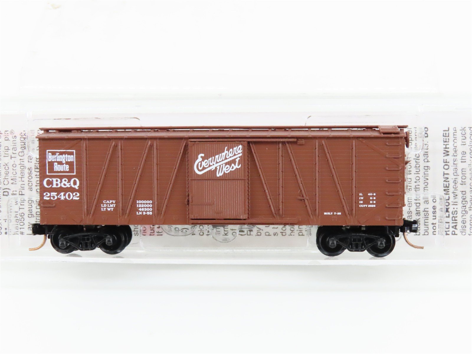 N Scale Micro-Trains MTL 28150 CB&Q Burlington Route 40' Box Car #25402