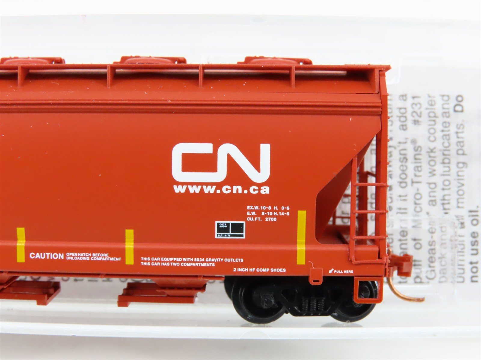 N Scale Micro-Trains MTL 09200220 D&TS CN Canadian National 2-Bay Hopper #2630
