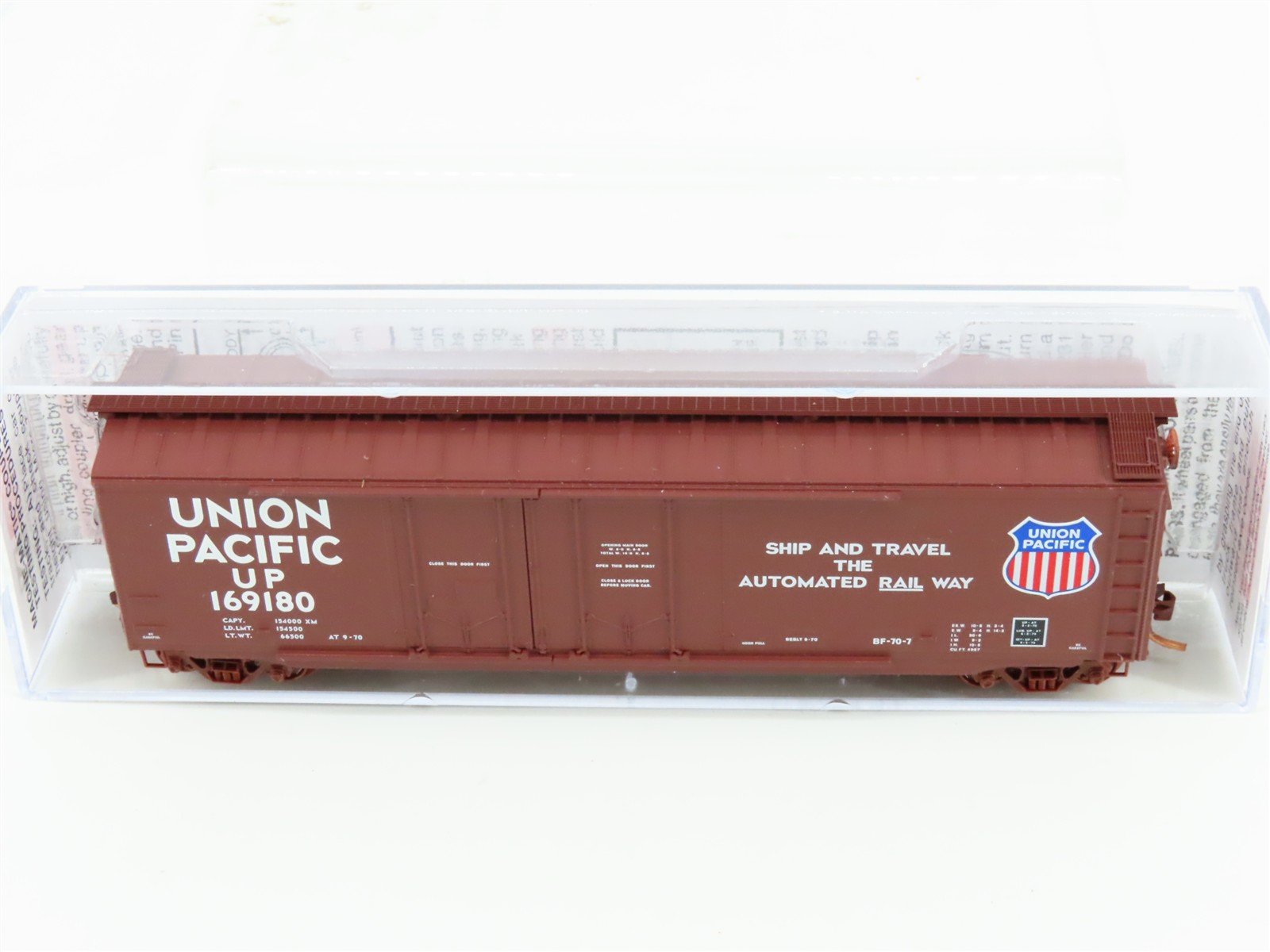 N Scale Micro-Trains MTL 03600030 UP Union Pacific 50' Plug Door Box Car #169180