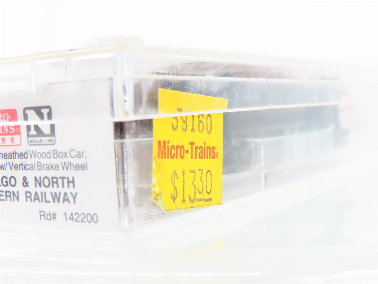 N Scale Micro-Trains MTL 39160 C&NW Chicago & North Western 40' Box Car #142200