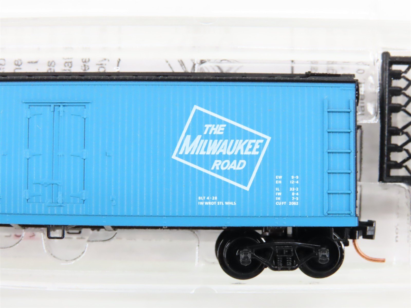 N Scale Micro-Trains MTL 47360 MILW Milwaukee Road 40' Wood Reefer #79031