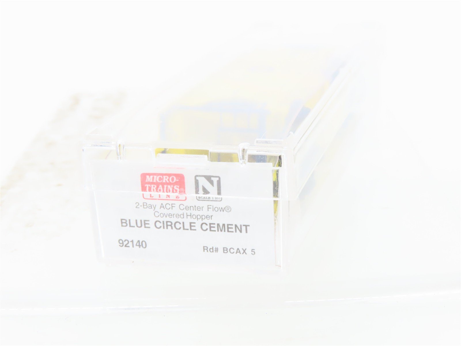 N Scale Micro-Trains MTL 92140 BCAX Blue Circle Cement 2-Bay Covered Hopper #5