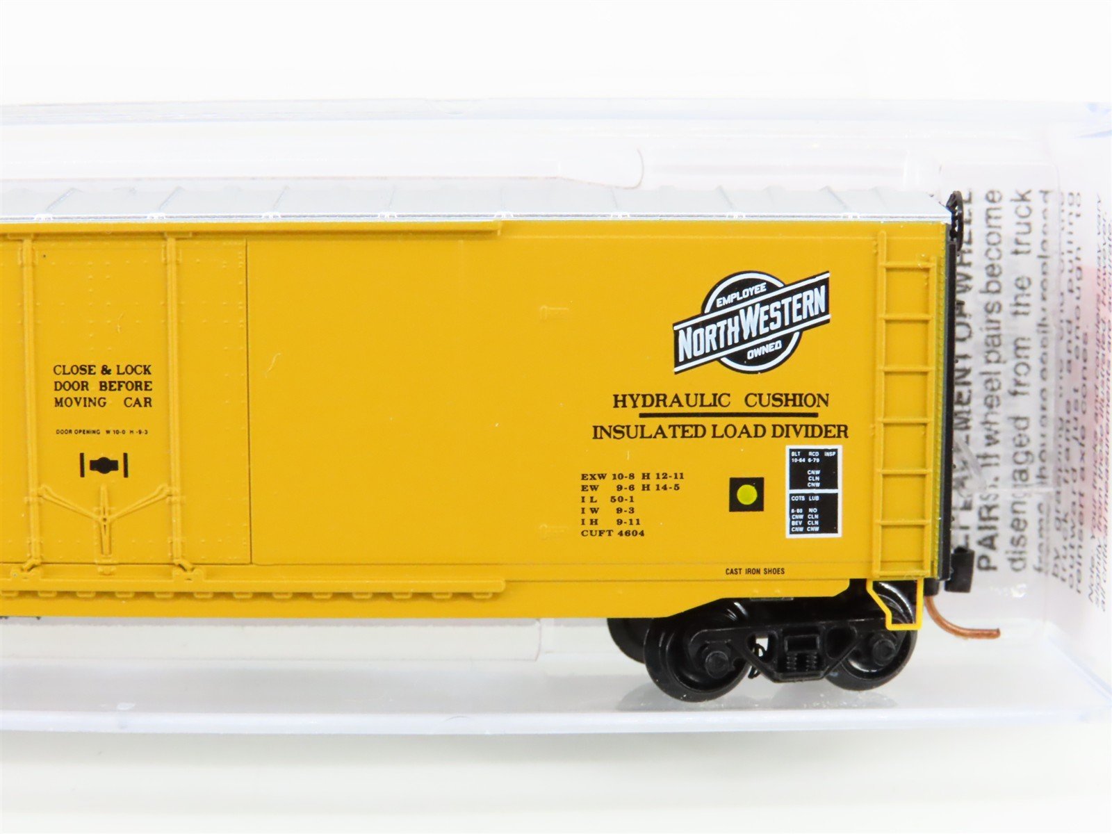 N Scale Micro-Trains MTL 03800180 CNW Chicago North Western 50' Box Car #32931