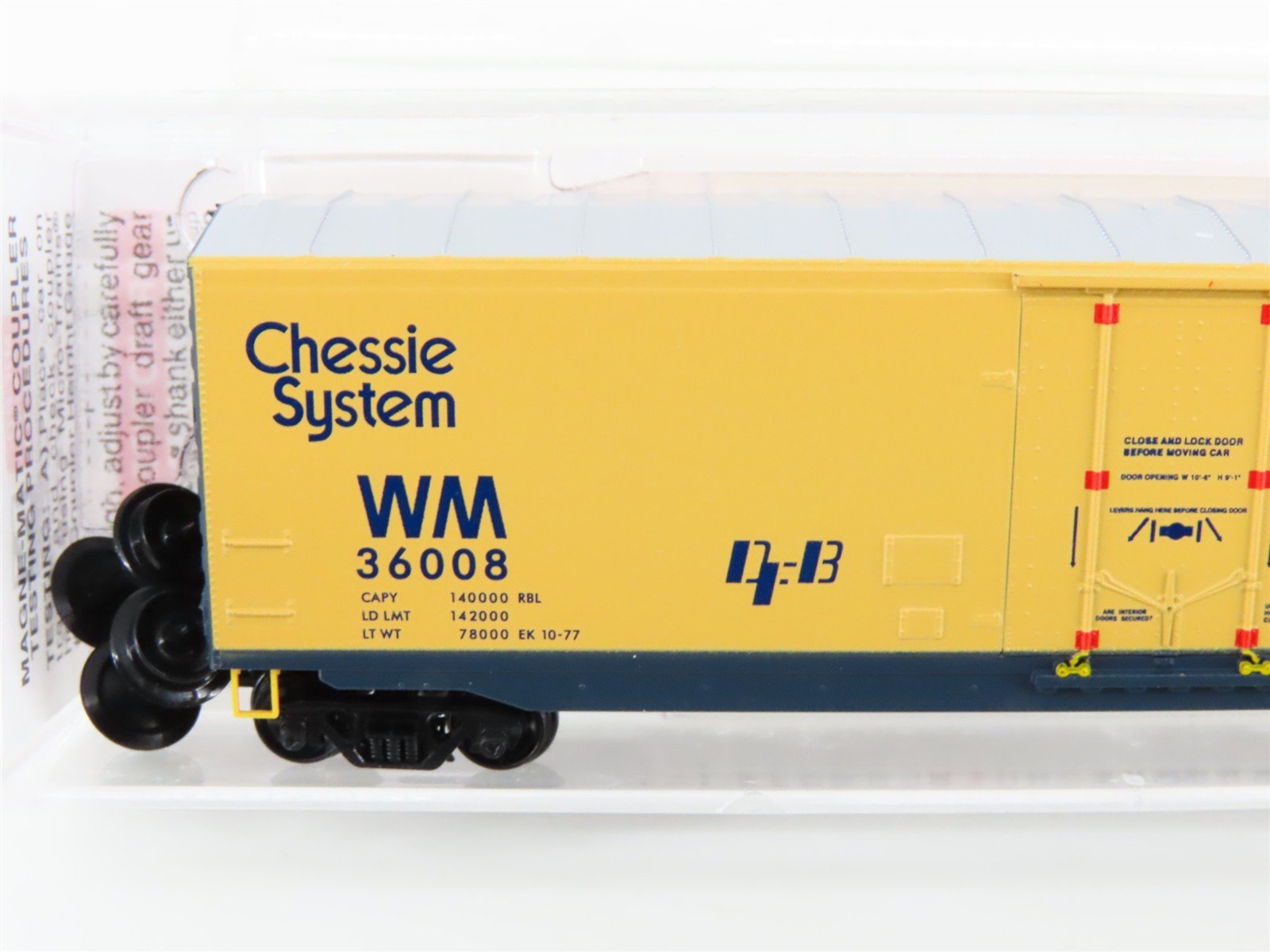 N Scale Micro-Trains MTL 03800320 WM Chessie System 50' Plug Door Box Car #36008