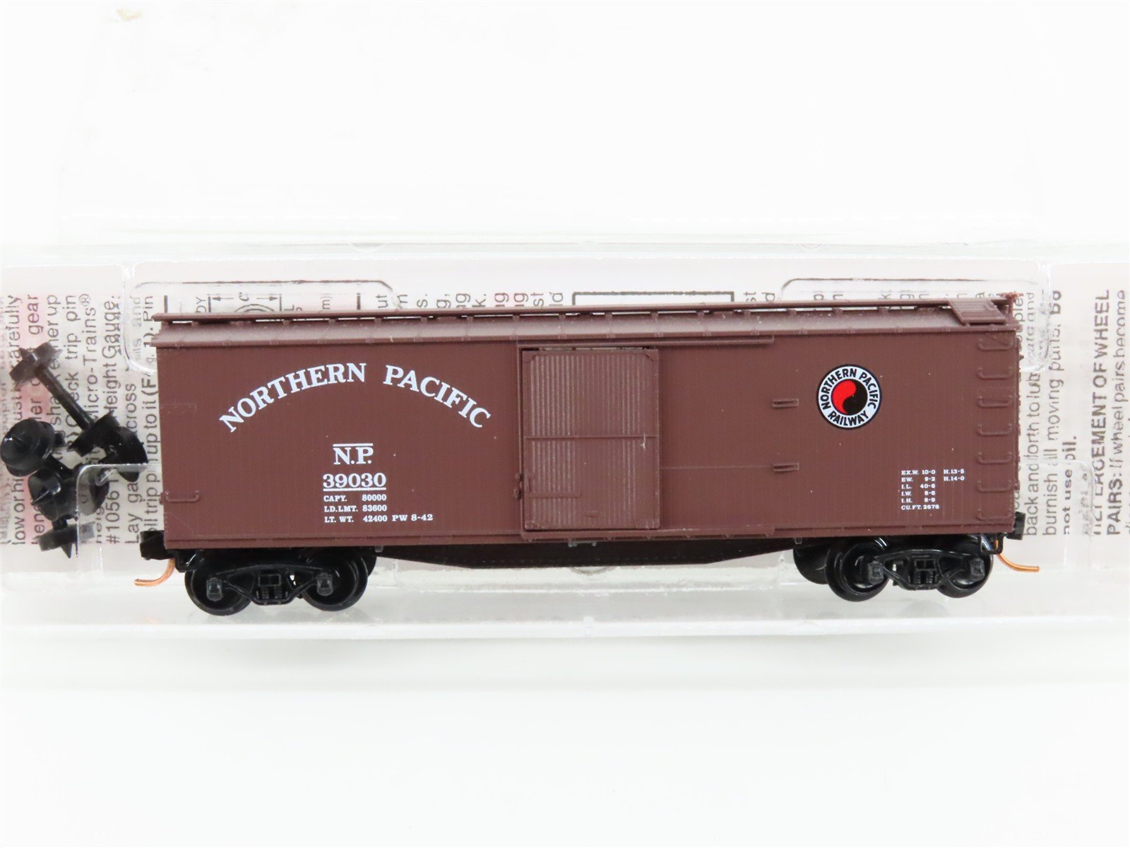N Scale Micro-Trains MTL 039000330 NP Northern Pacific 40' Wood Box Car #39030