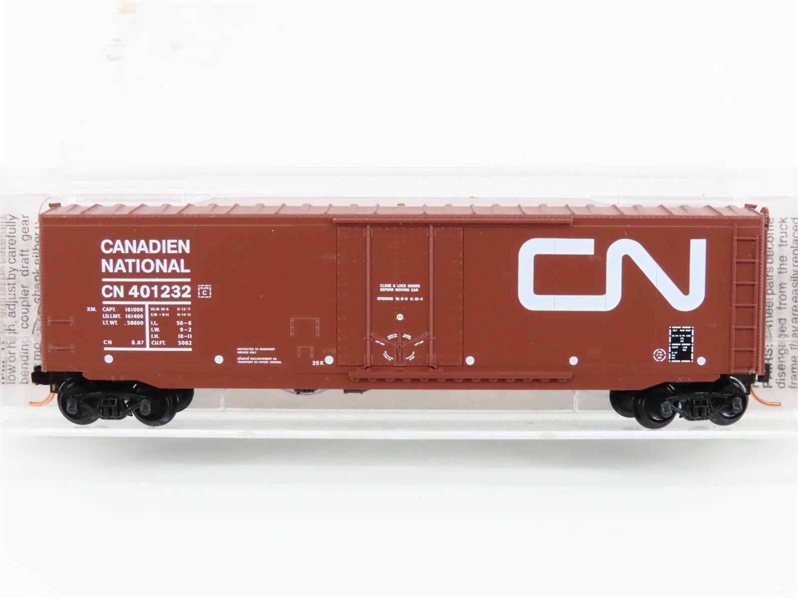 N Scale Micro-Trains MTL 38190 CN Canadian National 50' Plug Door Boxcar #401232