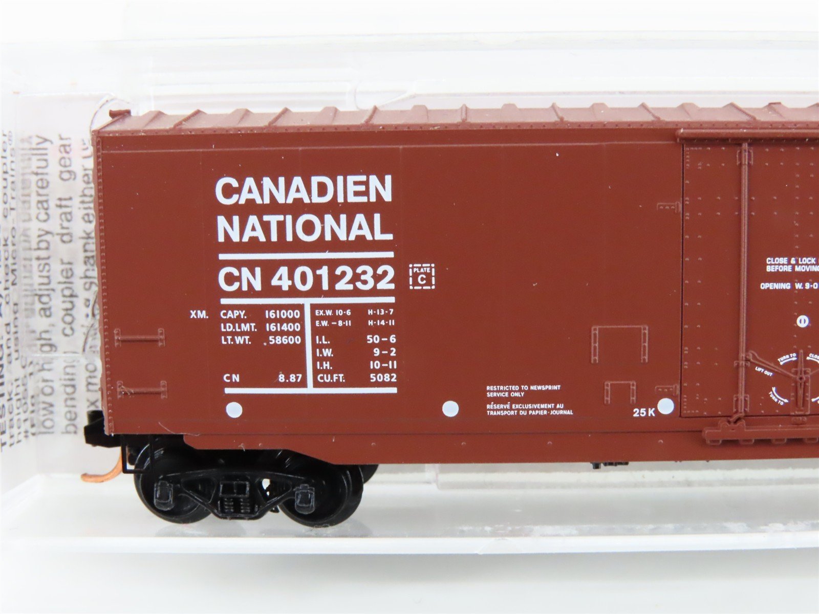 N Scale Micro-Trains MTL 38190 CN Canadian National 50' Plug Door Boxcar #401232