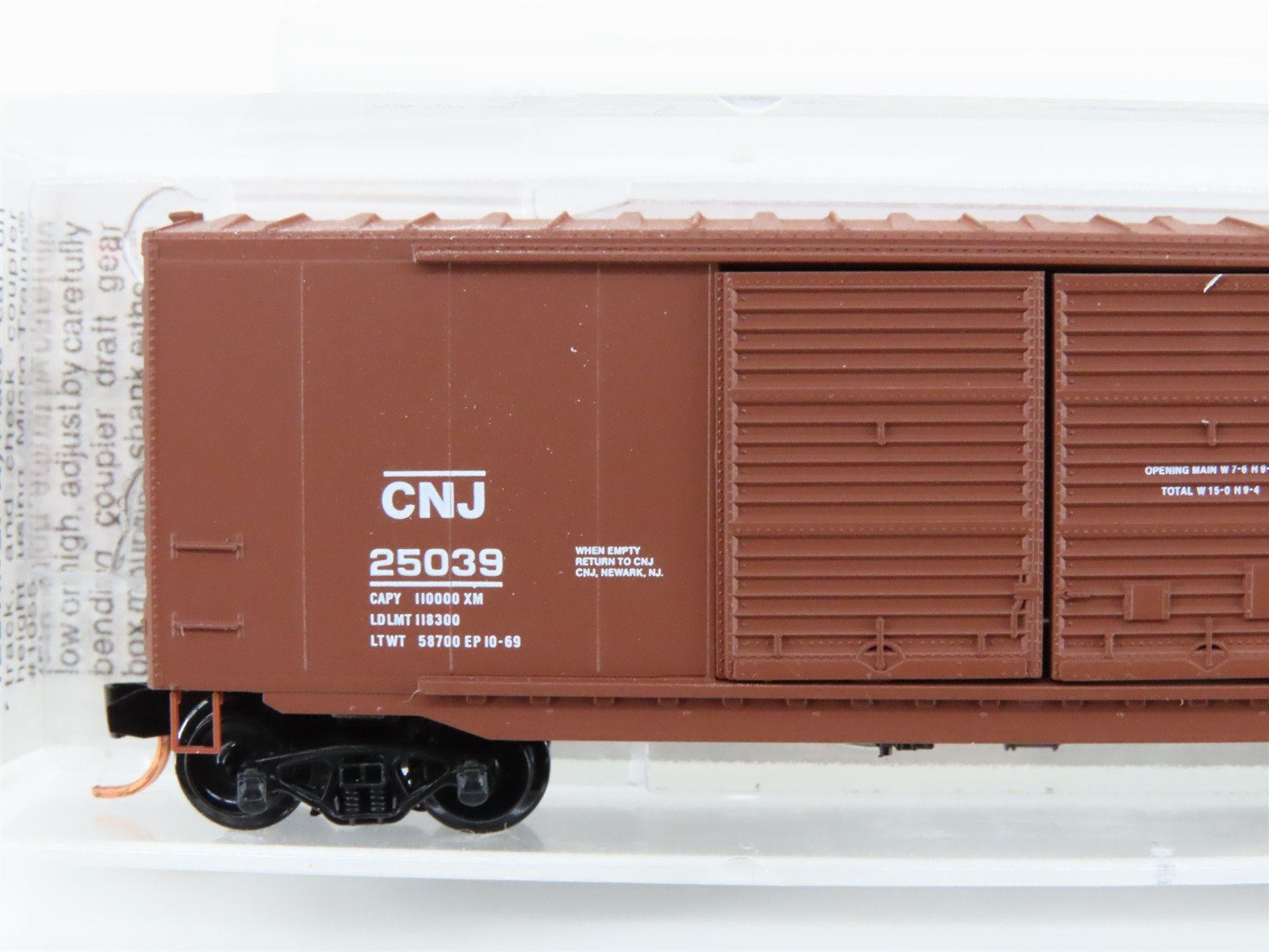 N Scale Micro-Trains MTL 37040 CNJ Jersey Central 50' Double Door Box Car #25039