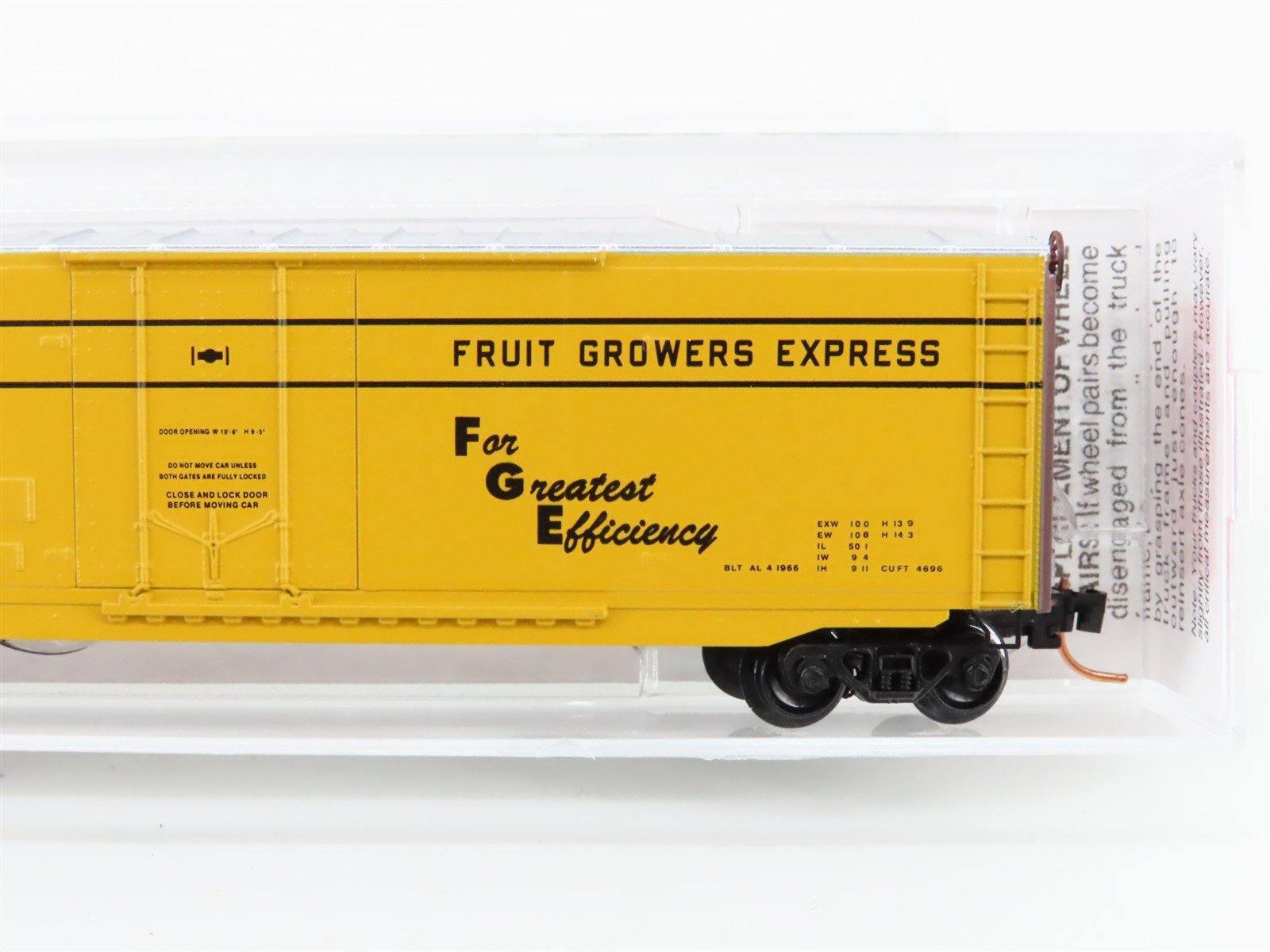 N Scale Micro-Trains MTL 03800380 SAL Fruit Growers Express 50' Box Car #593491