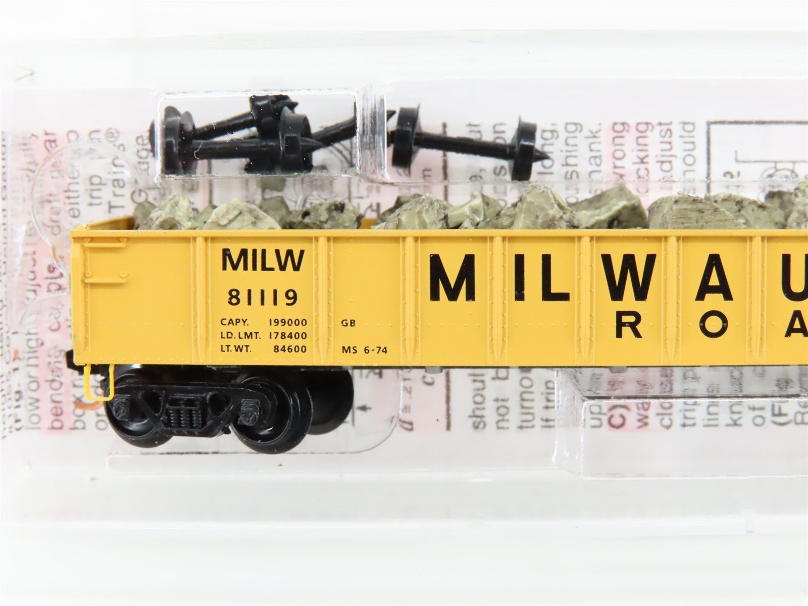 N Micro-Trains MTL 48110.2 MILW Milwaukee Road 50' Gondola #81119 w/ Rock Load