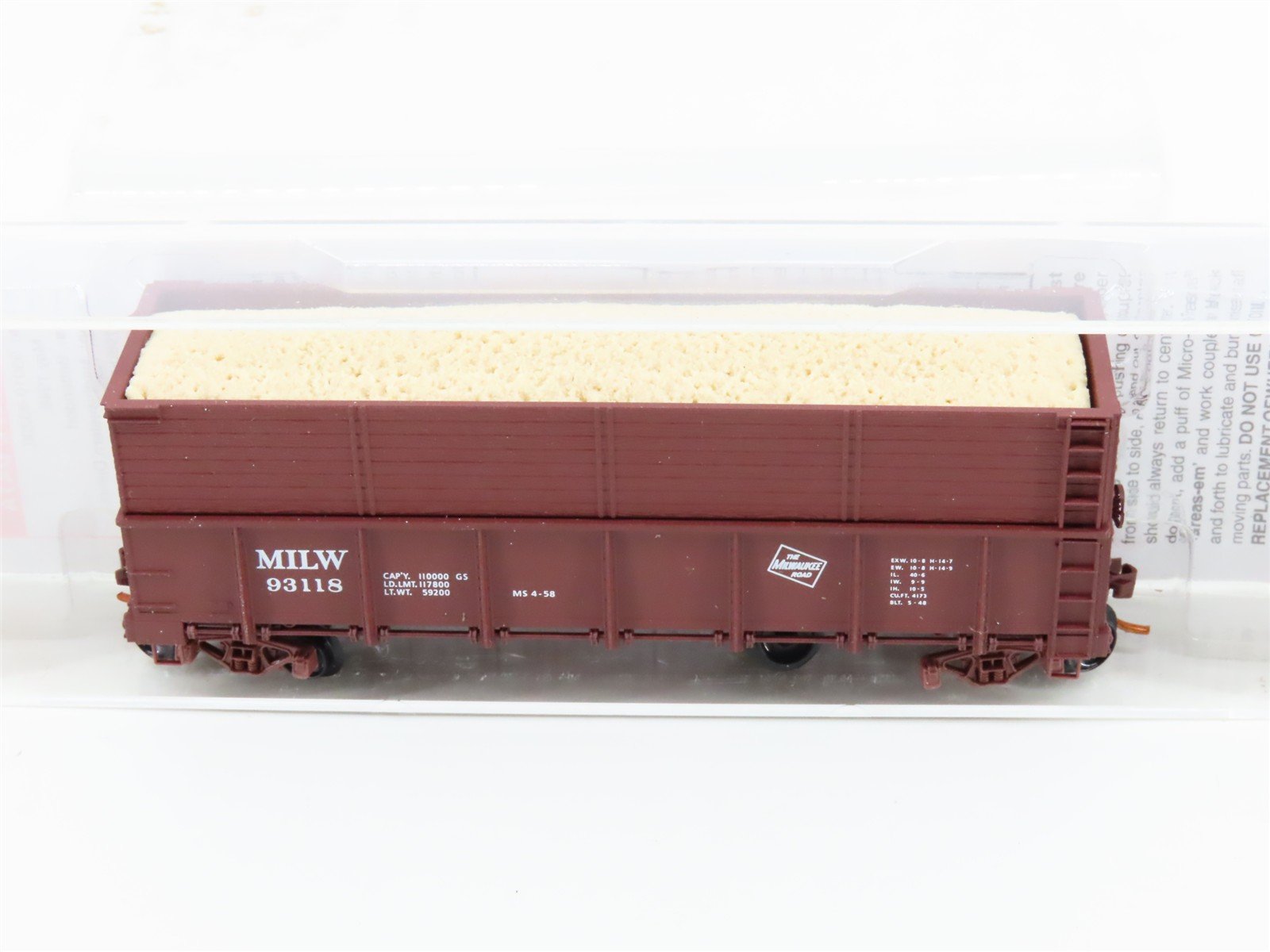N Micro-Trains MTL 08400031 MILW 40' Gondola w/ Side Extensions #93118 w/ Load