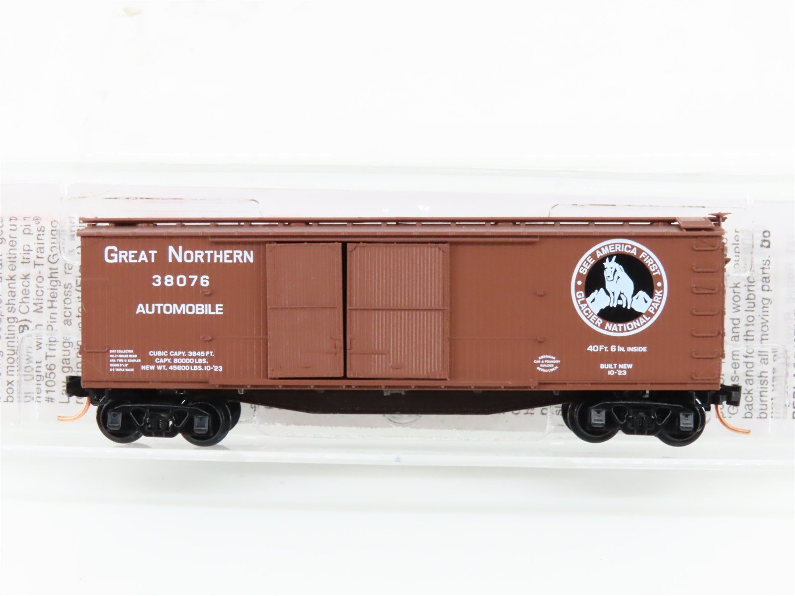 N Scale Micro-Trains MTL 41030 GN Glacier National Park 40' Box Car #38076