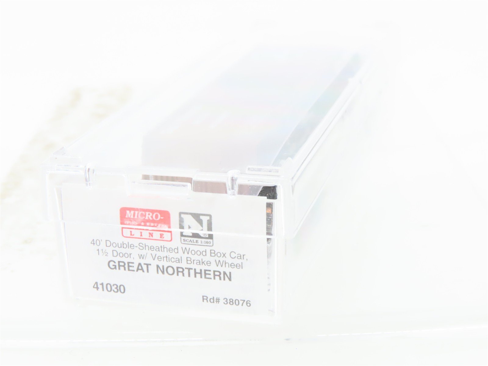 N Scale Micro-Trains MTL 41030 GN Glacier National Park 40' Box Car #38076