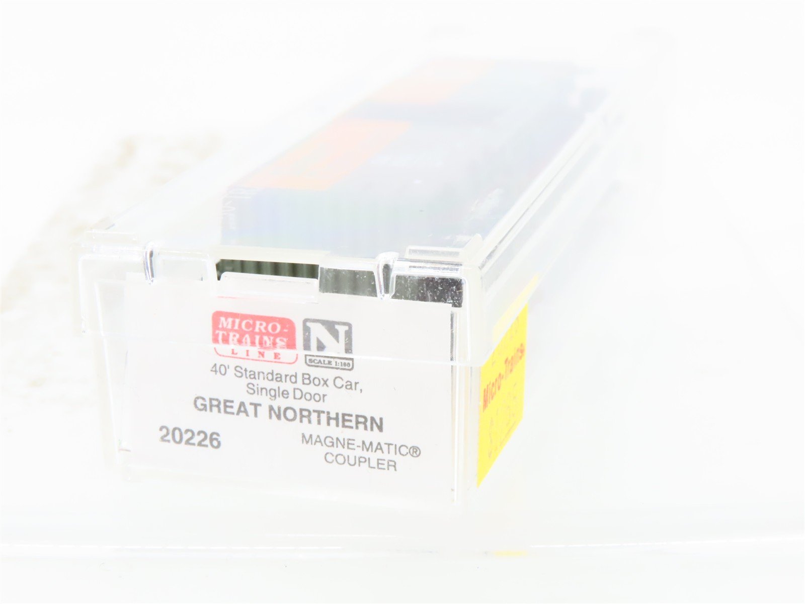 N Scale Micro-Trains MTL 20226 GN Great Northern 40' Single Door Box Car #2533