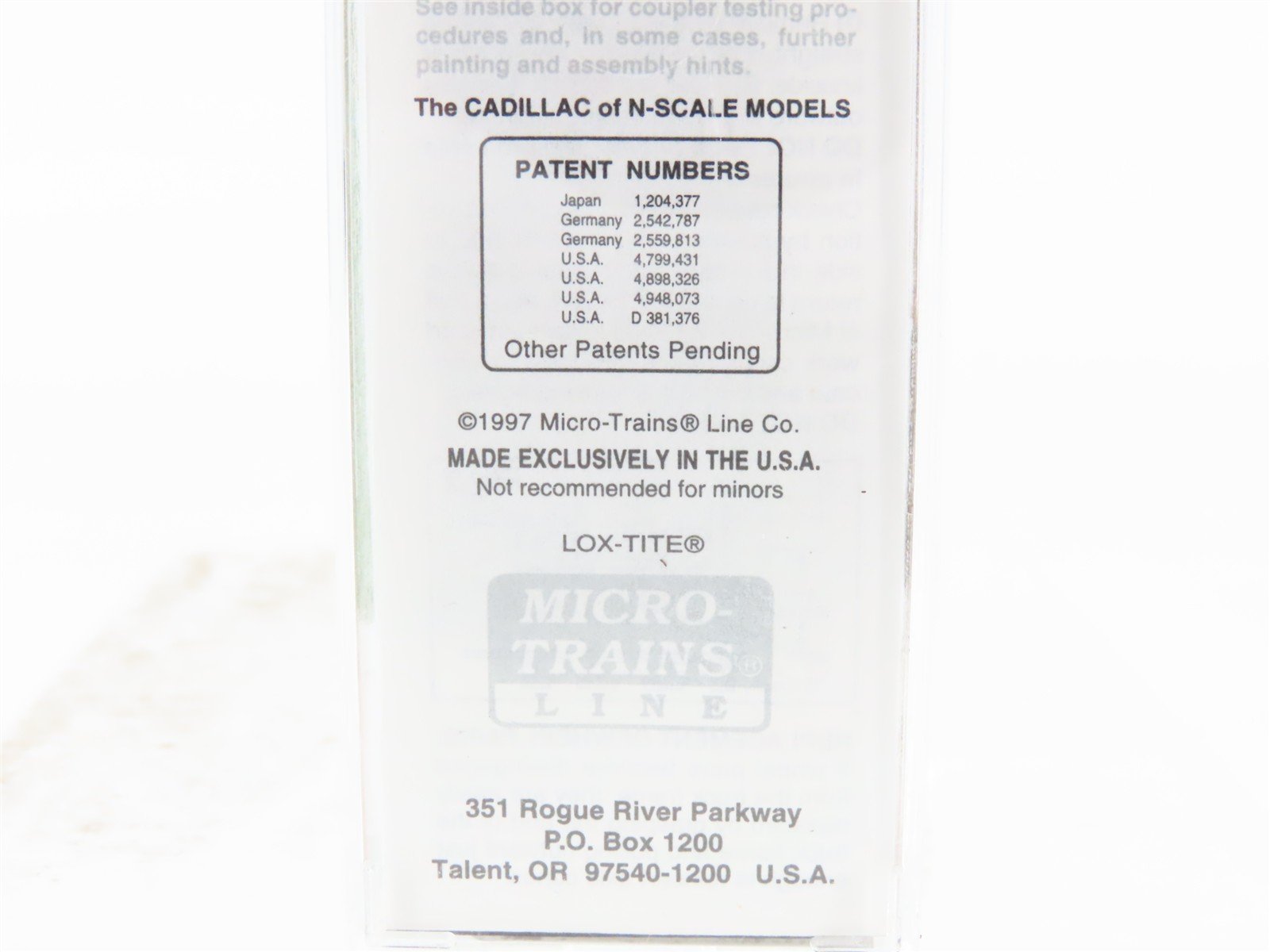 N Scale Micro-Trains MTL 22090 NP Northern Pacific 40' Box Car #8135