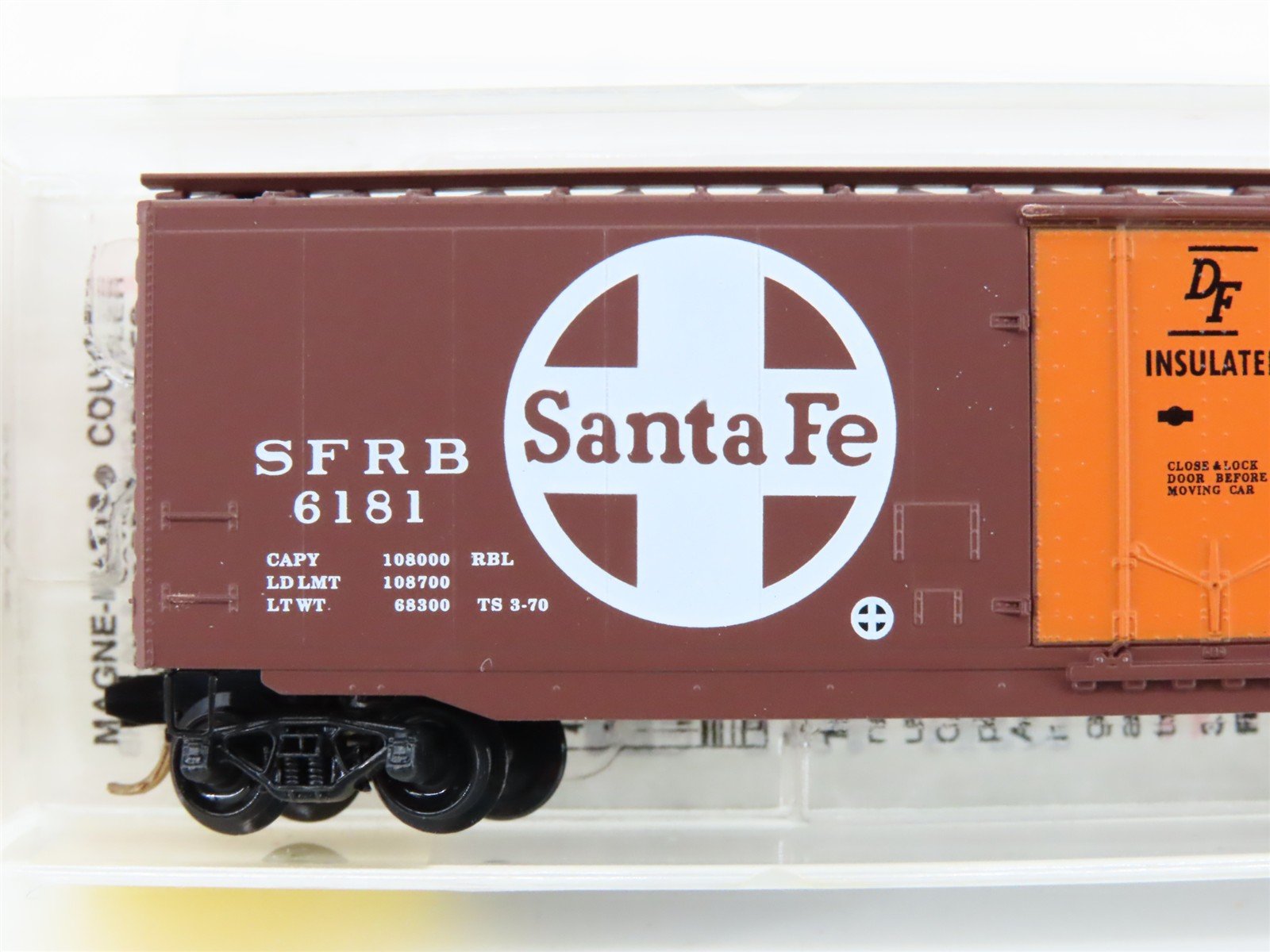 N Scale Micro-Trains MTL 32050/4 SFRB Santa Fe 