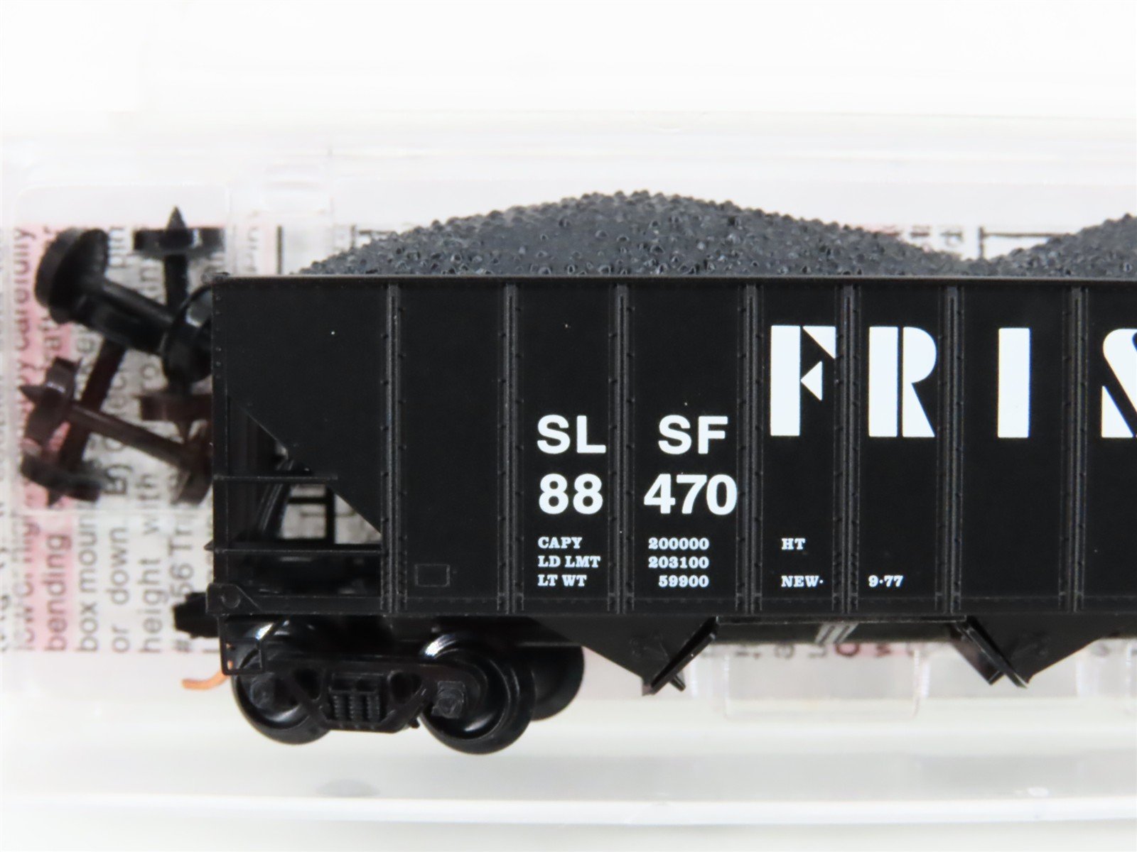 N Scale Micro-Trains MTL 10800170 SL-SF Frisco 3-Bay Hopper #88470 w/ Coal Load