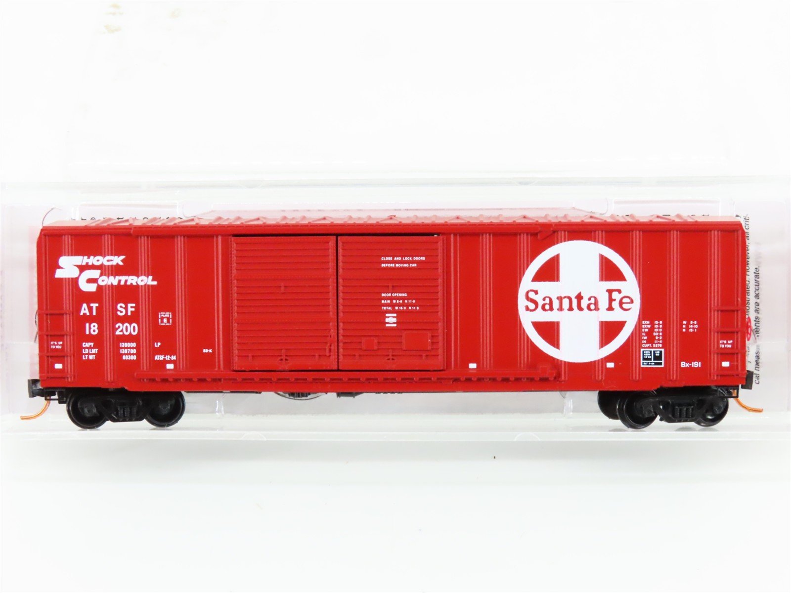 N Scale Micro-Trains MTL 03000250 ATSF Santa Fe 50' Double Door Box Car #18200