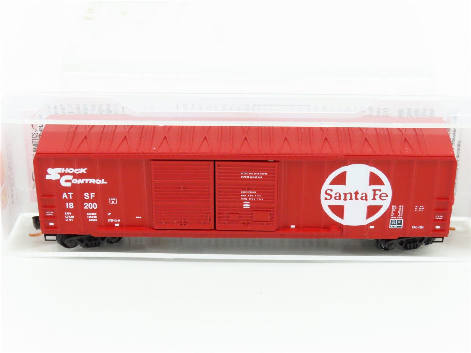N Scale Micro-Trains MTL 03000250 ATSF Santa Fe 50' Double Door Box Car #18200
